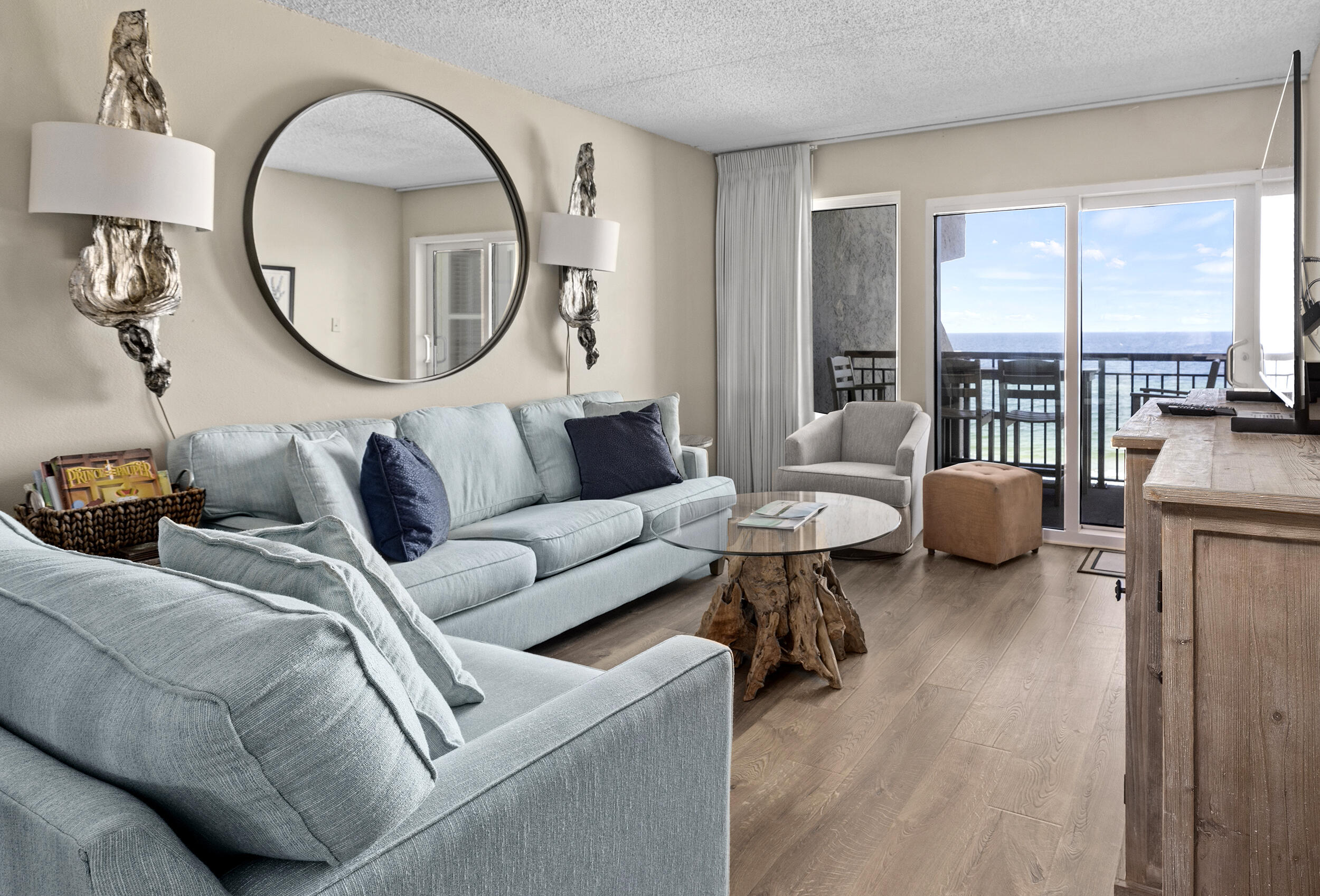 ISLAND ECHO CONDO Unit 6-E - Residential