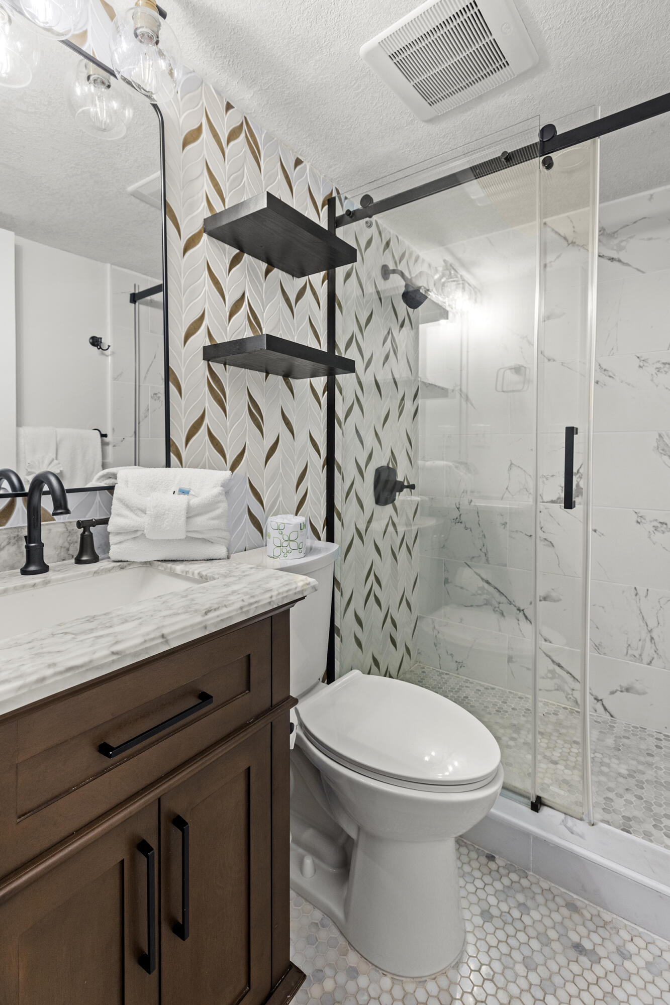 ISLAND ECHO CONDO Unit 6-E - Residential