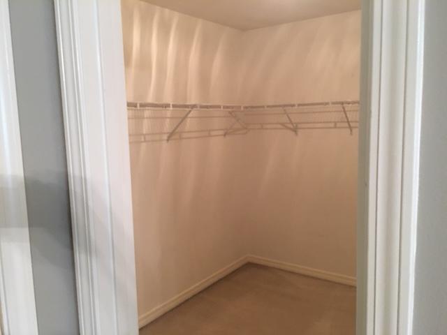 REFLECTIONS AT BLUEWATER BAY T/H - Residential Lease