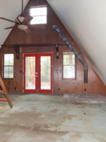 SADDLERS UNREC - Residential