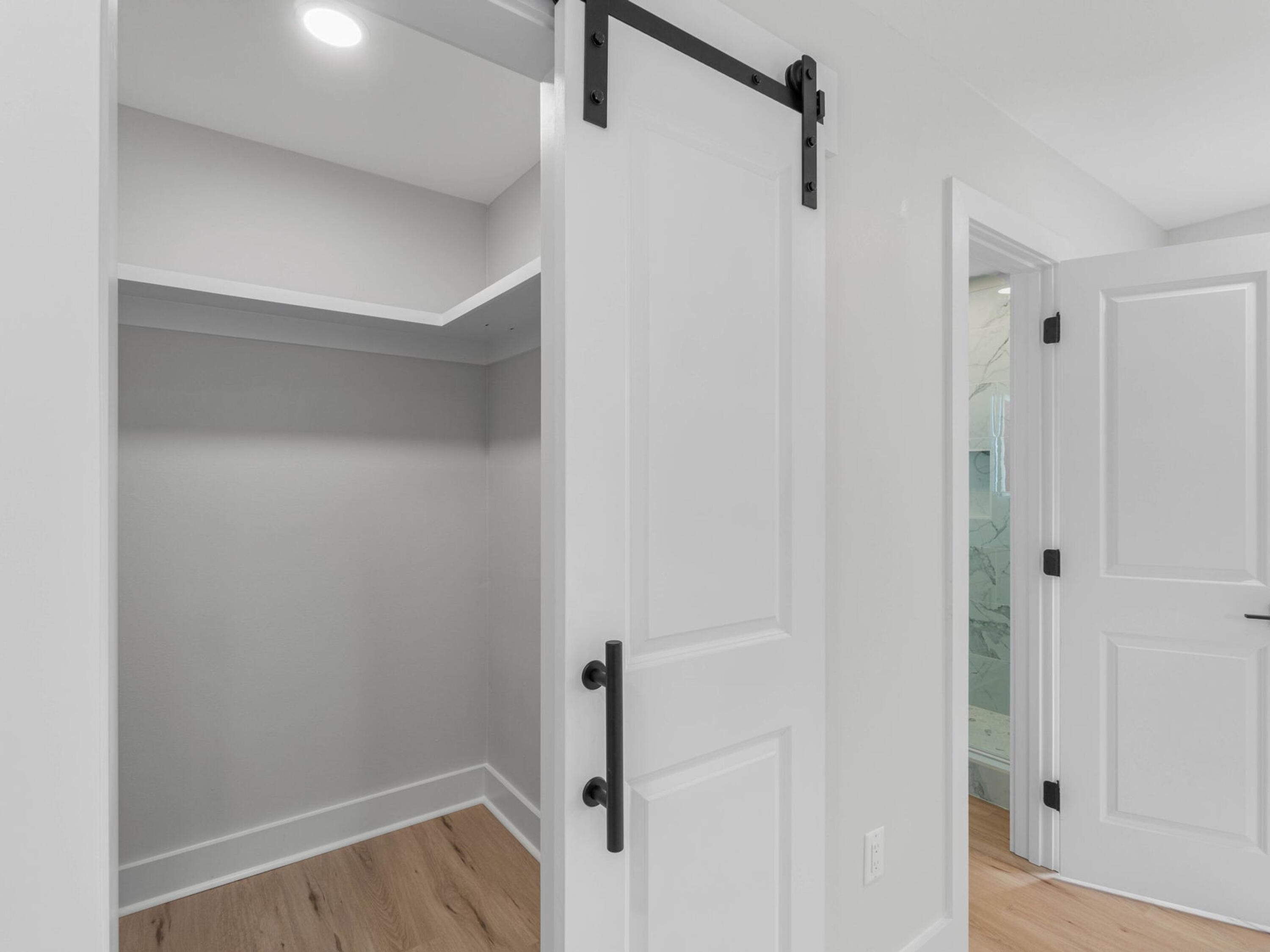 SEA HILLS 1ST - Residential