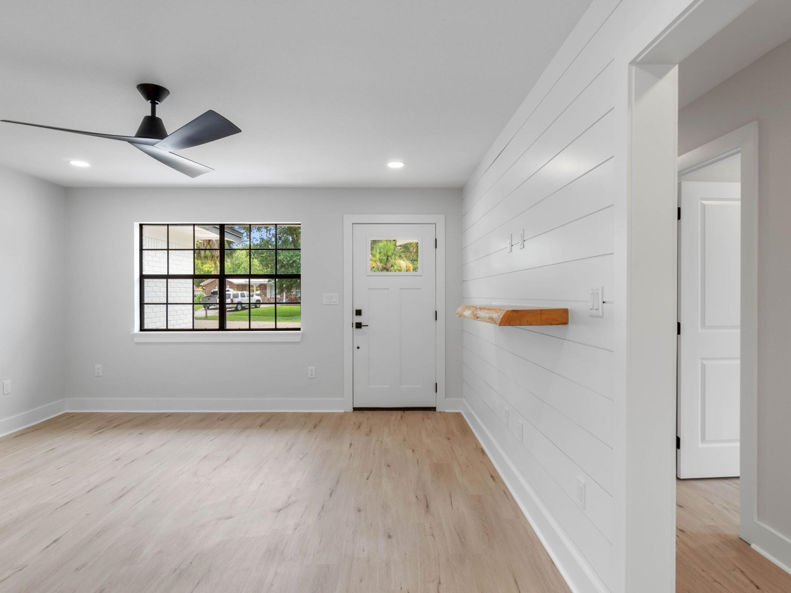 SEA HILLS 1ST - Residential