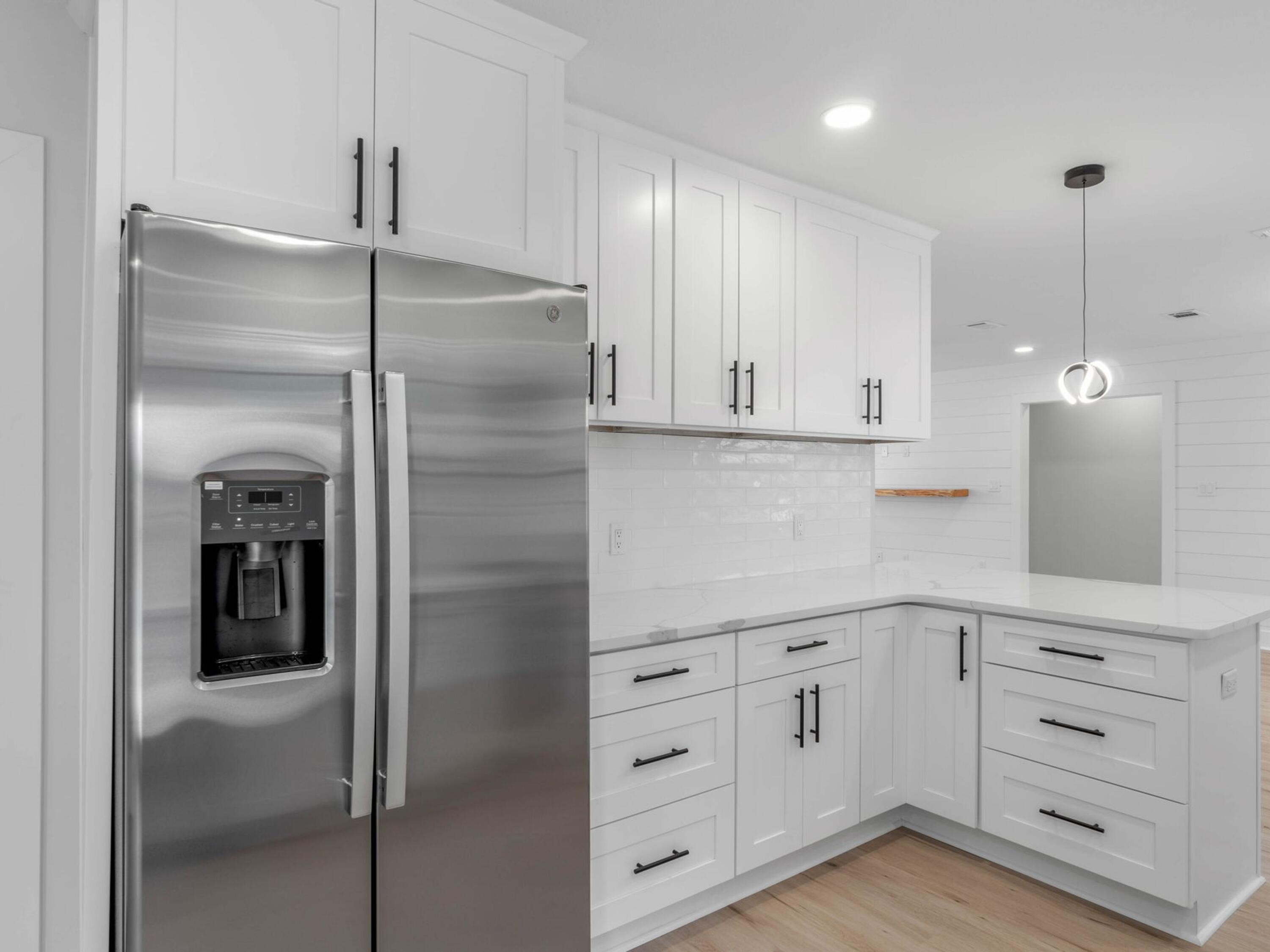 SEA HILLS 1ST - Residential