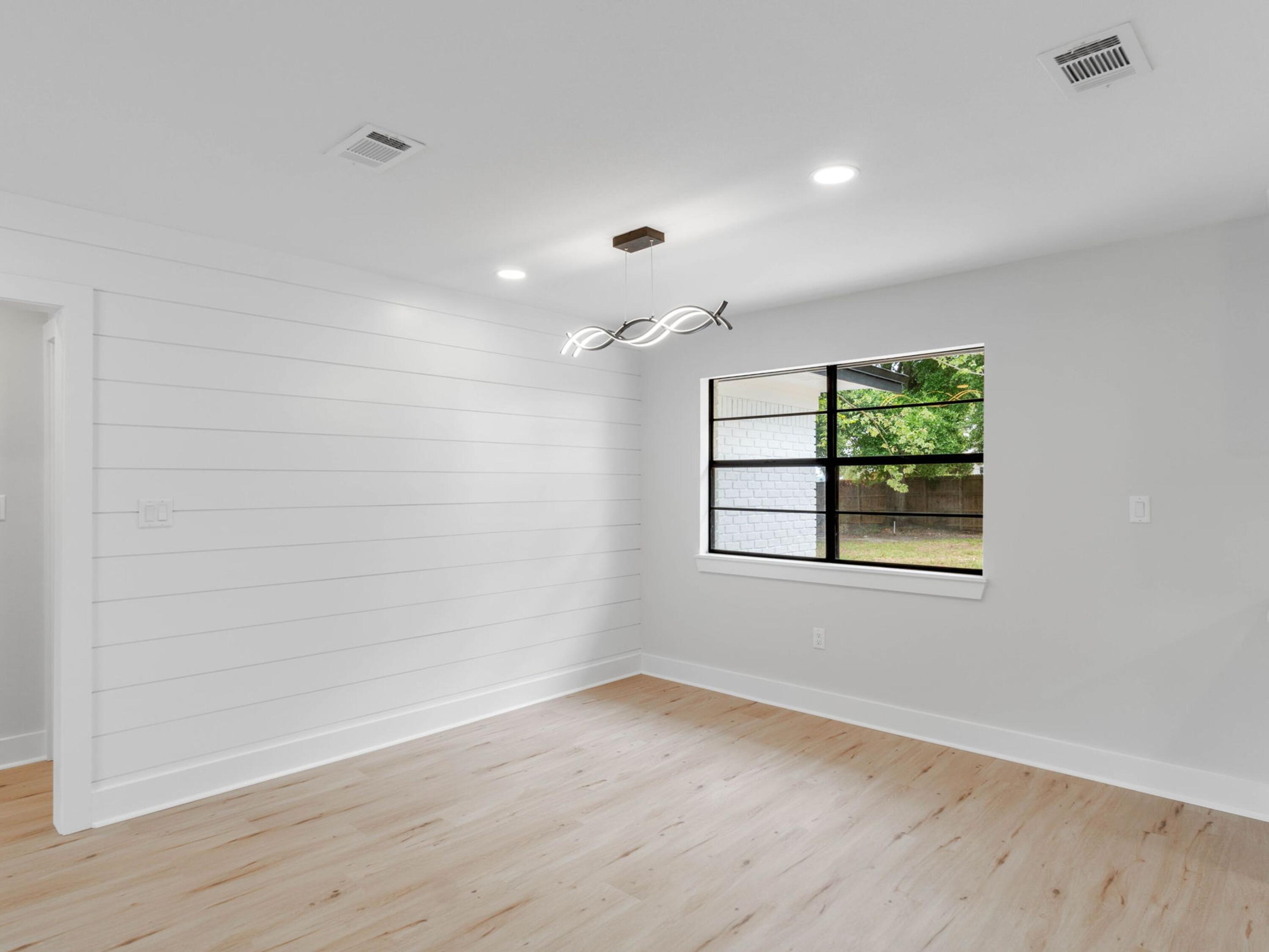 SEA HILLS 1ST - Residential