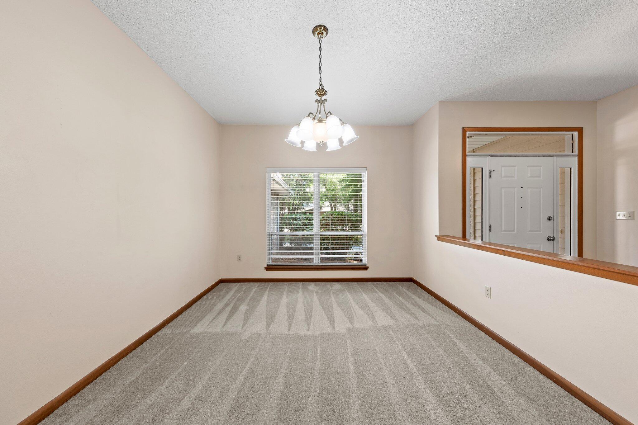 ROCKY BAYOU COUNTRY CLUB ESTATES 8 - Residential Lease