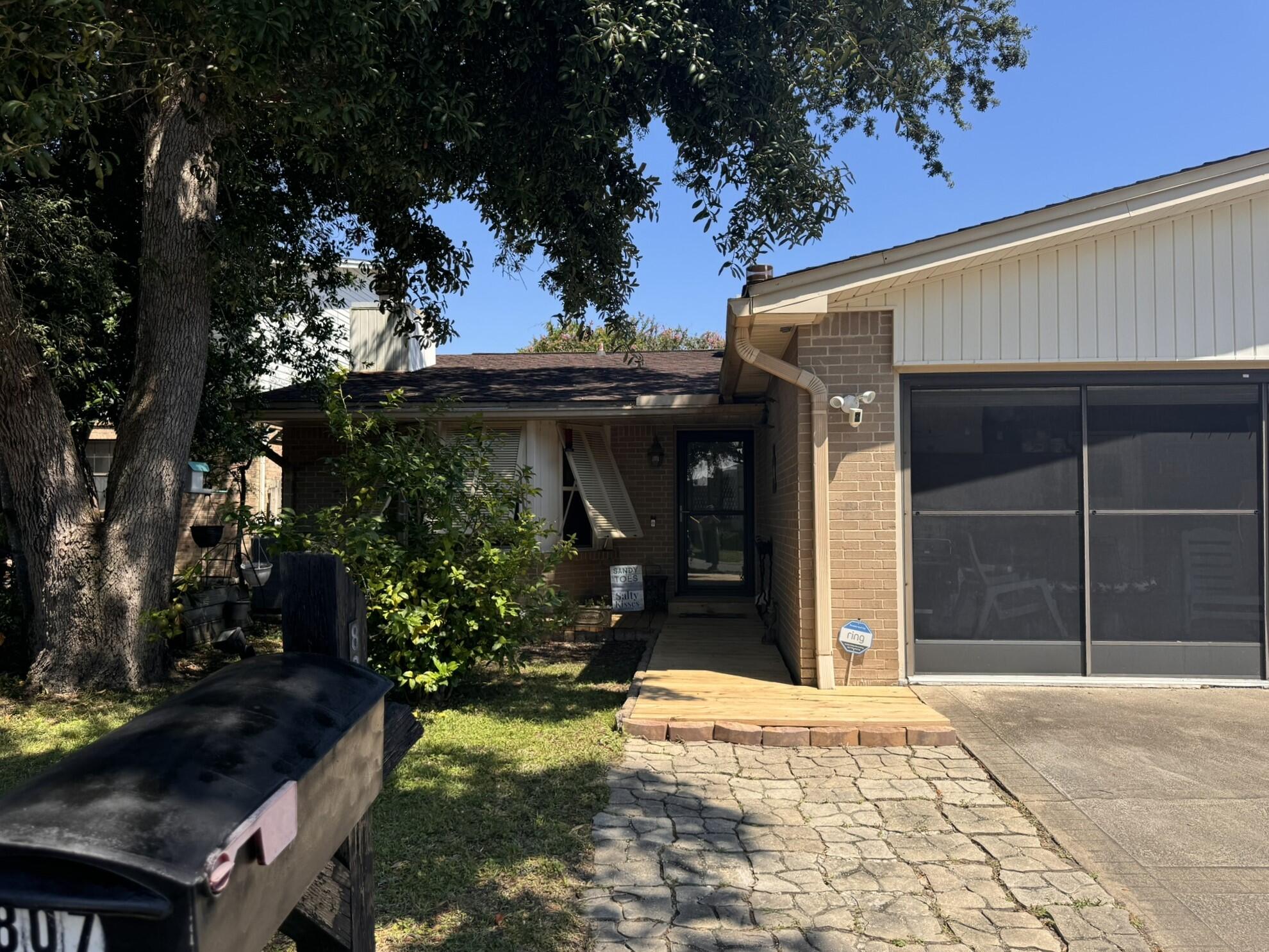 DONLABROOK GARDYNS - Residential