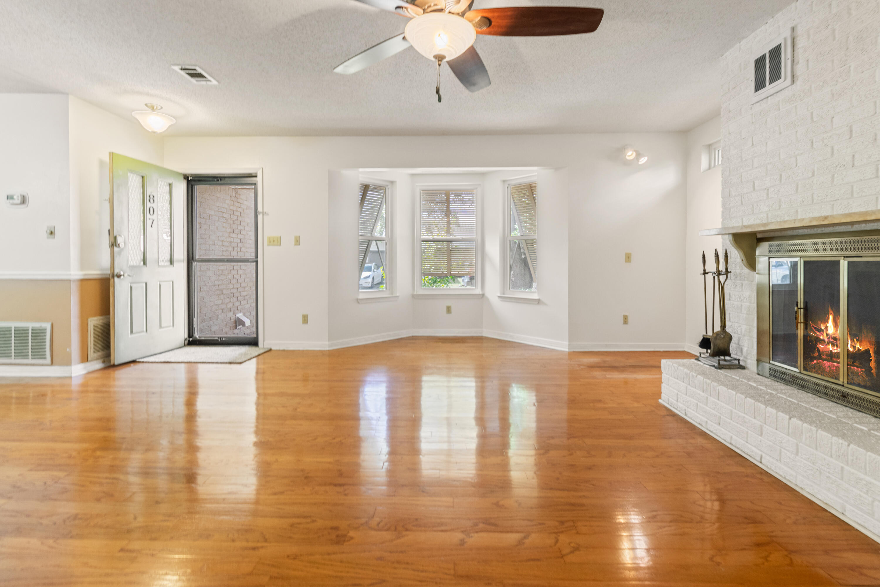 DONLABROOK GARDYNS - Residential