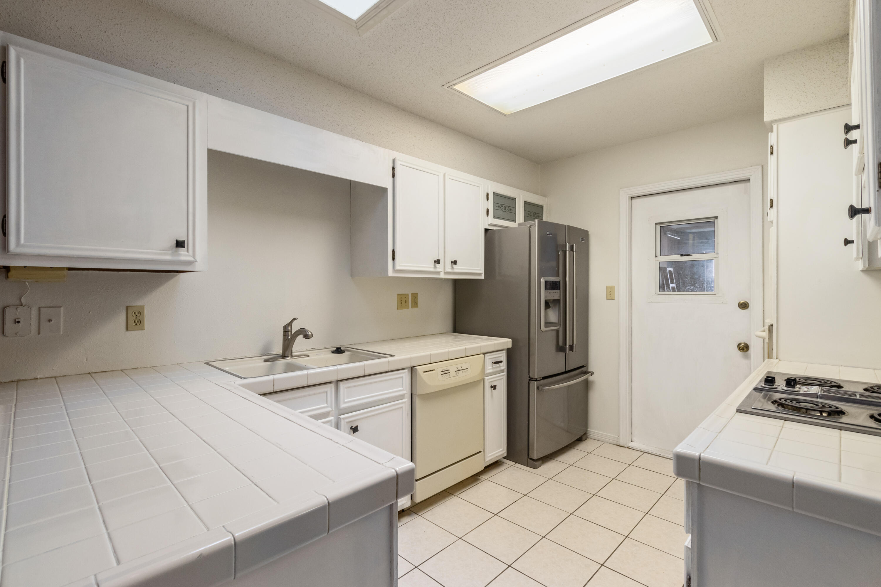 DONLABROOK GARDYNS - Residential