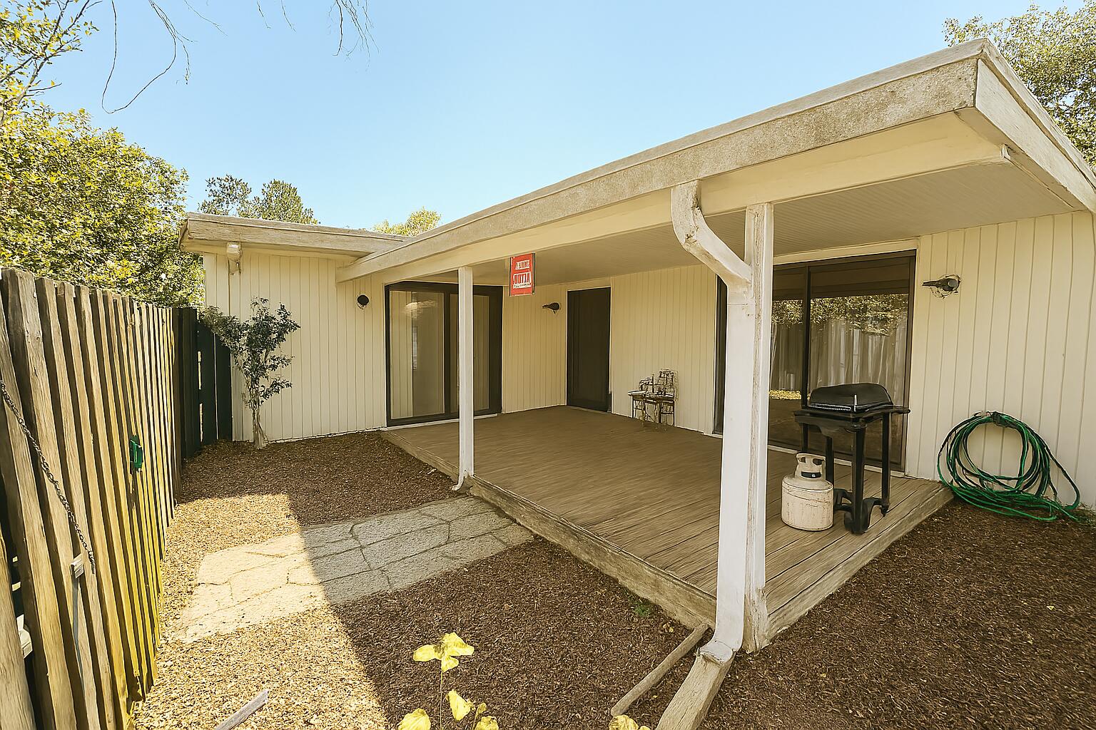 DONLABROOK GARDYNS - Residential