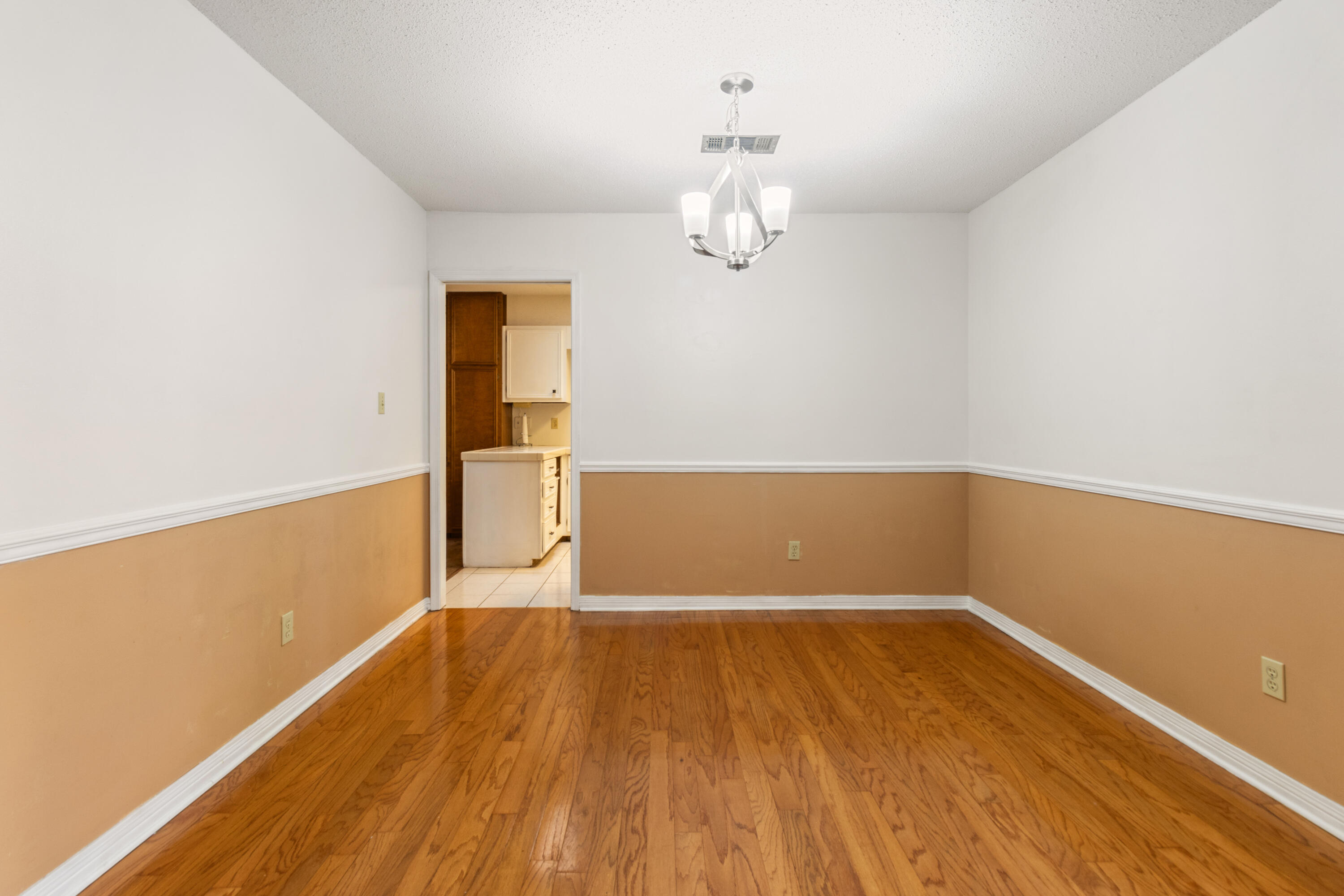 DONLABROOK GARDYNS - Residential