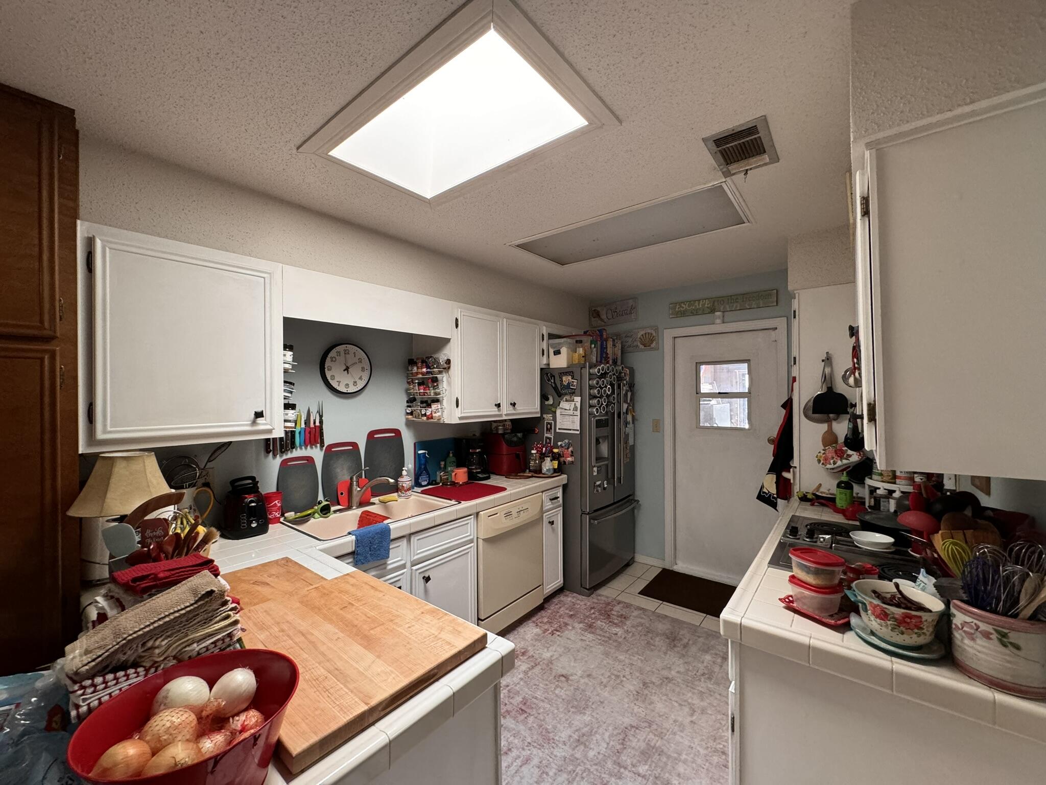 DONLABROOK GARDYNS - Residential