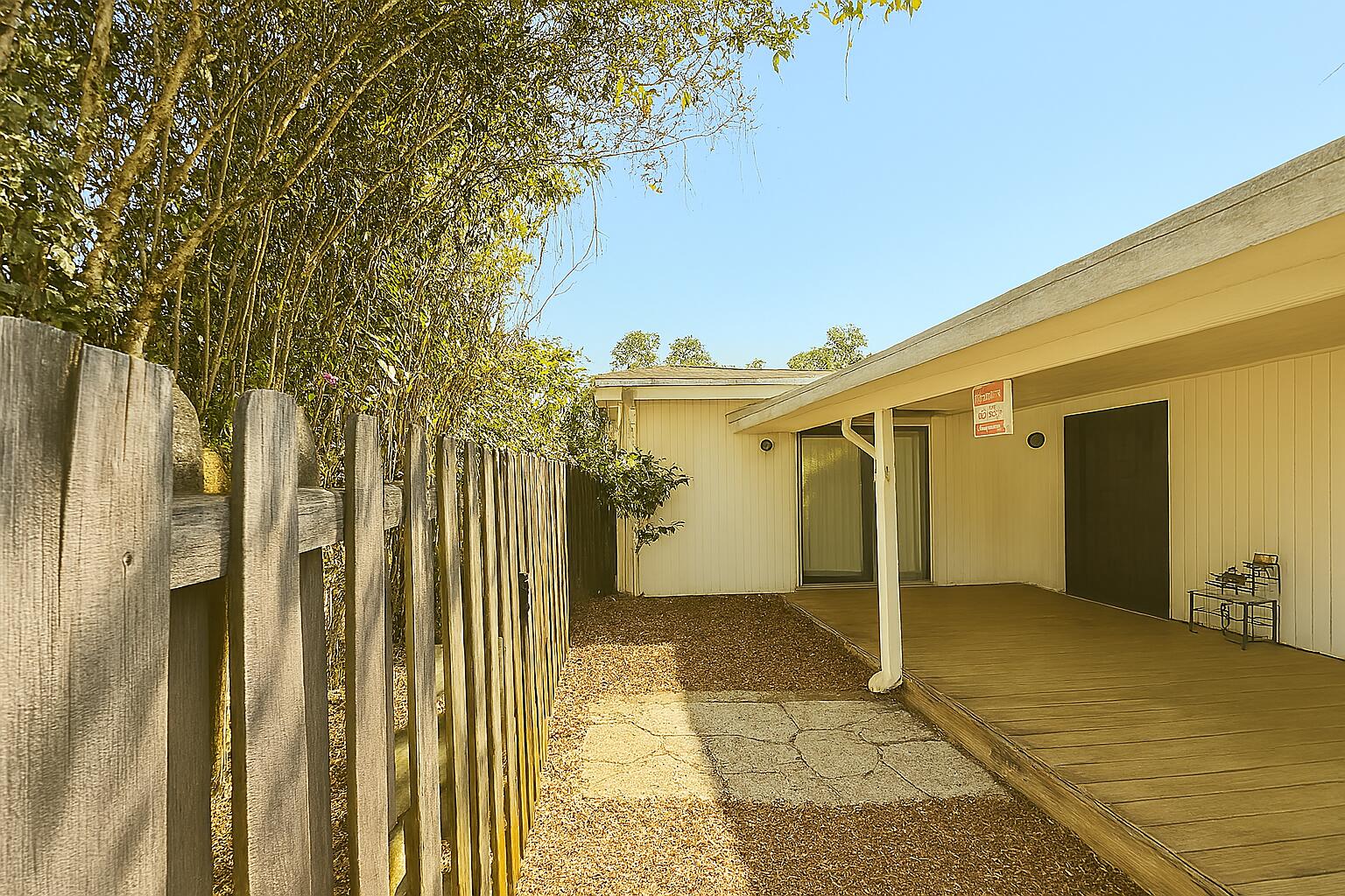 DONLABROOK GARDYNS - Residential