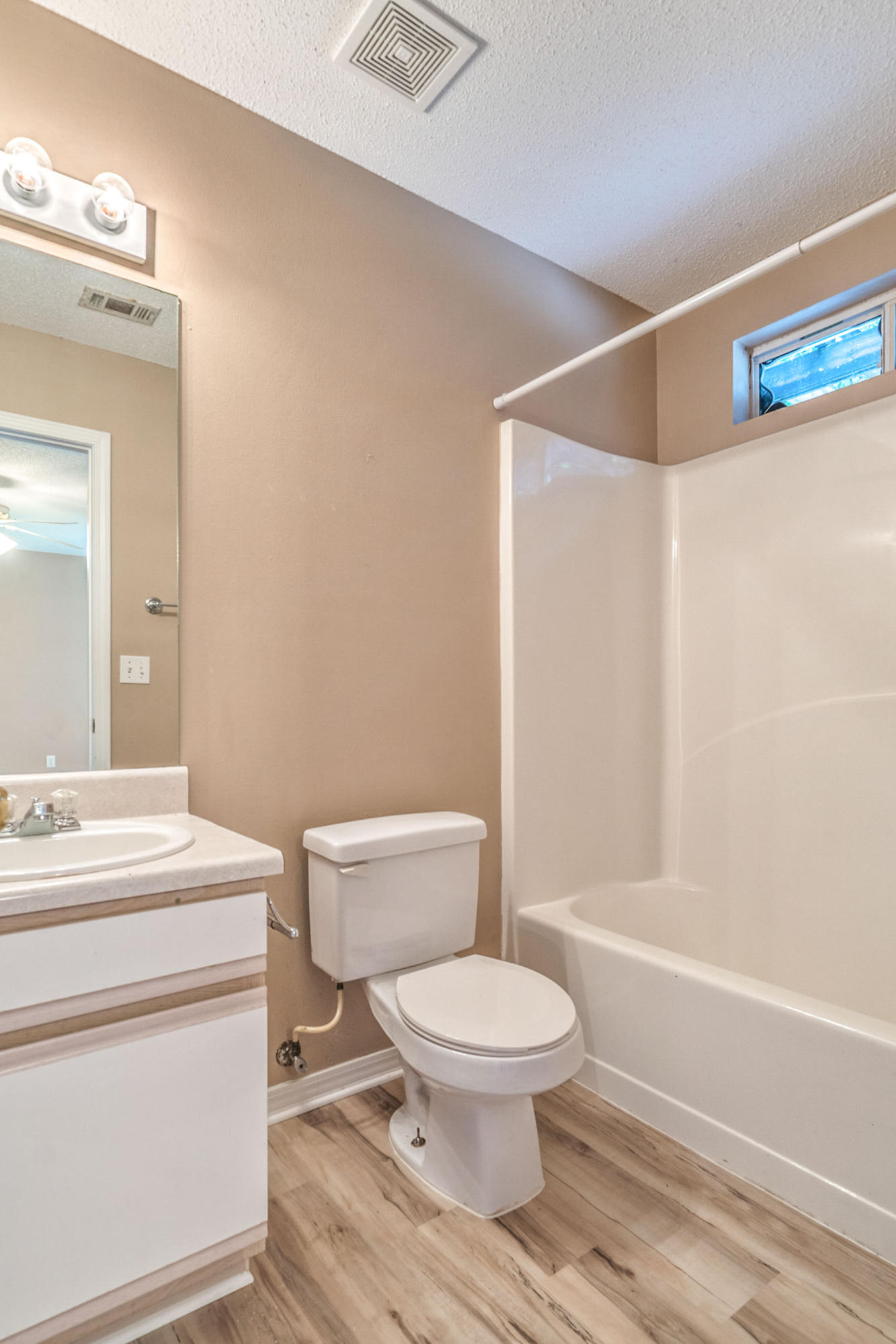 OAKDALE MINI FARMS - Residential