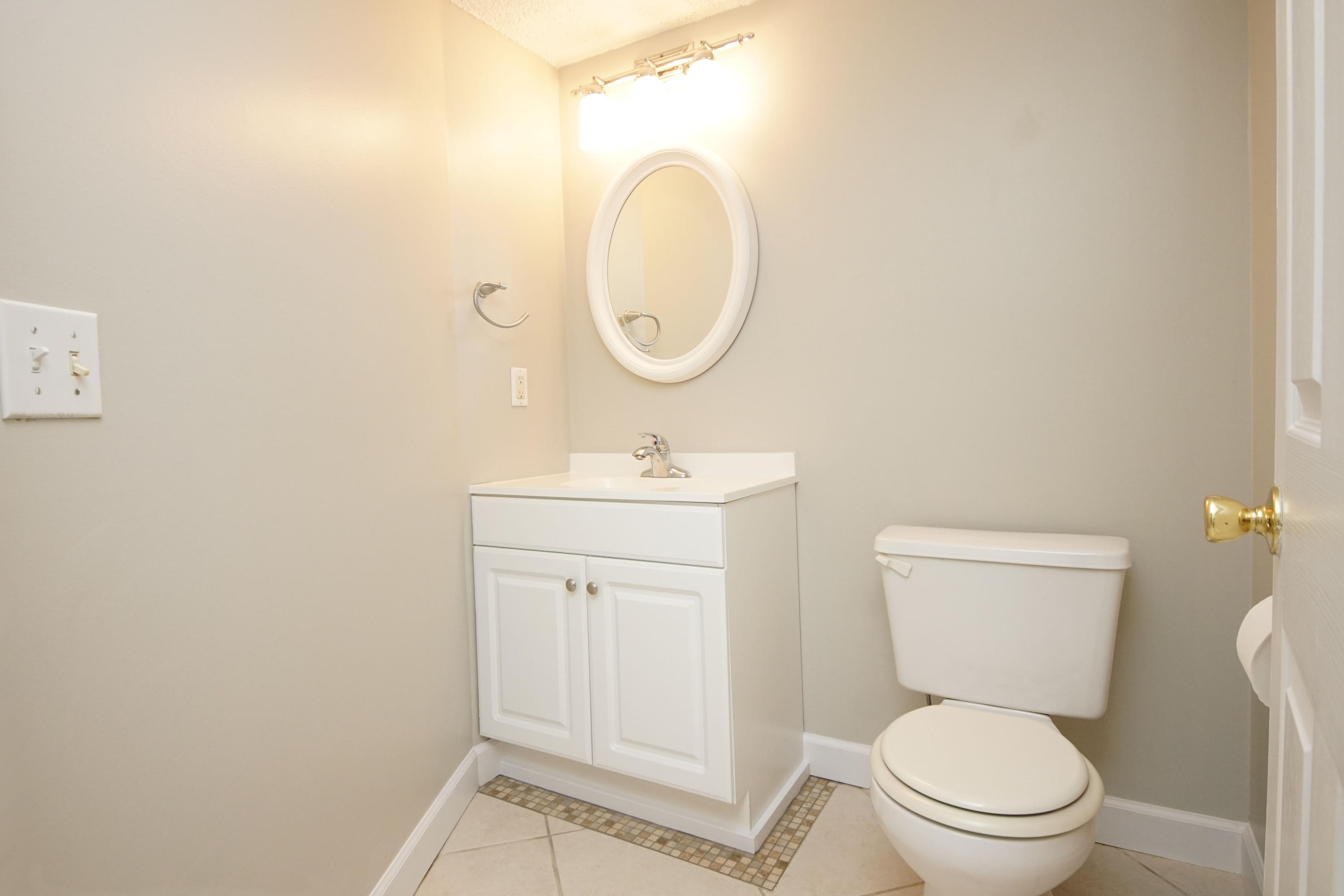 BELL-BROOK ESTATES 1ST ADDN - Residential