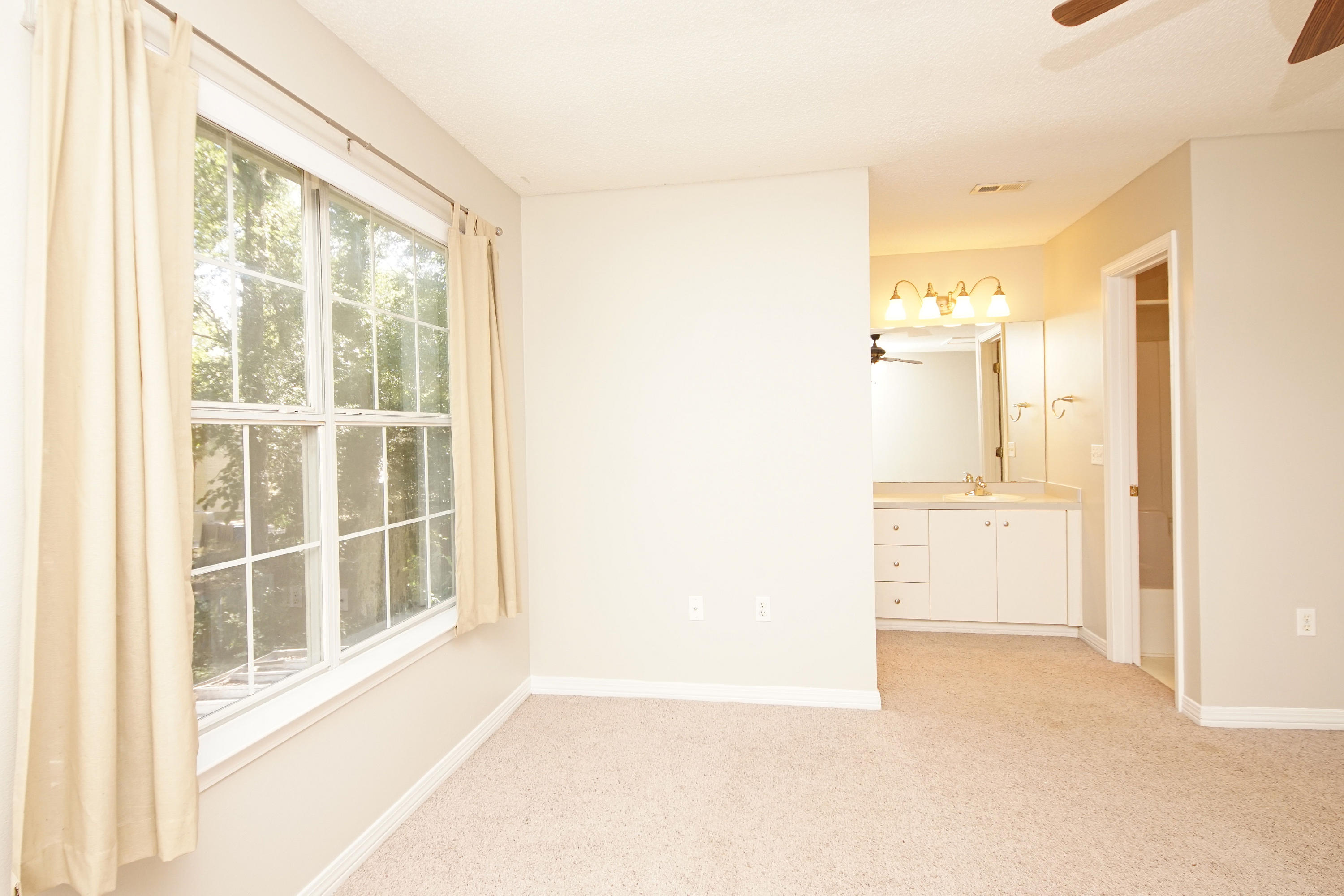 BELL-BROOK ESTATES 1ST ADDN - Residential