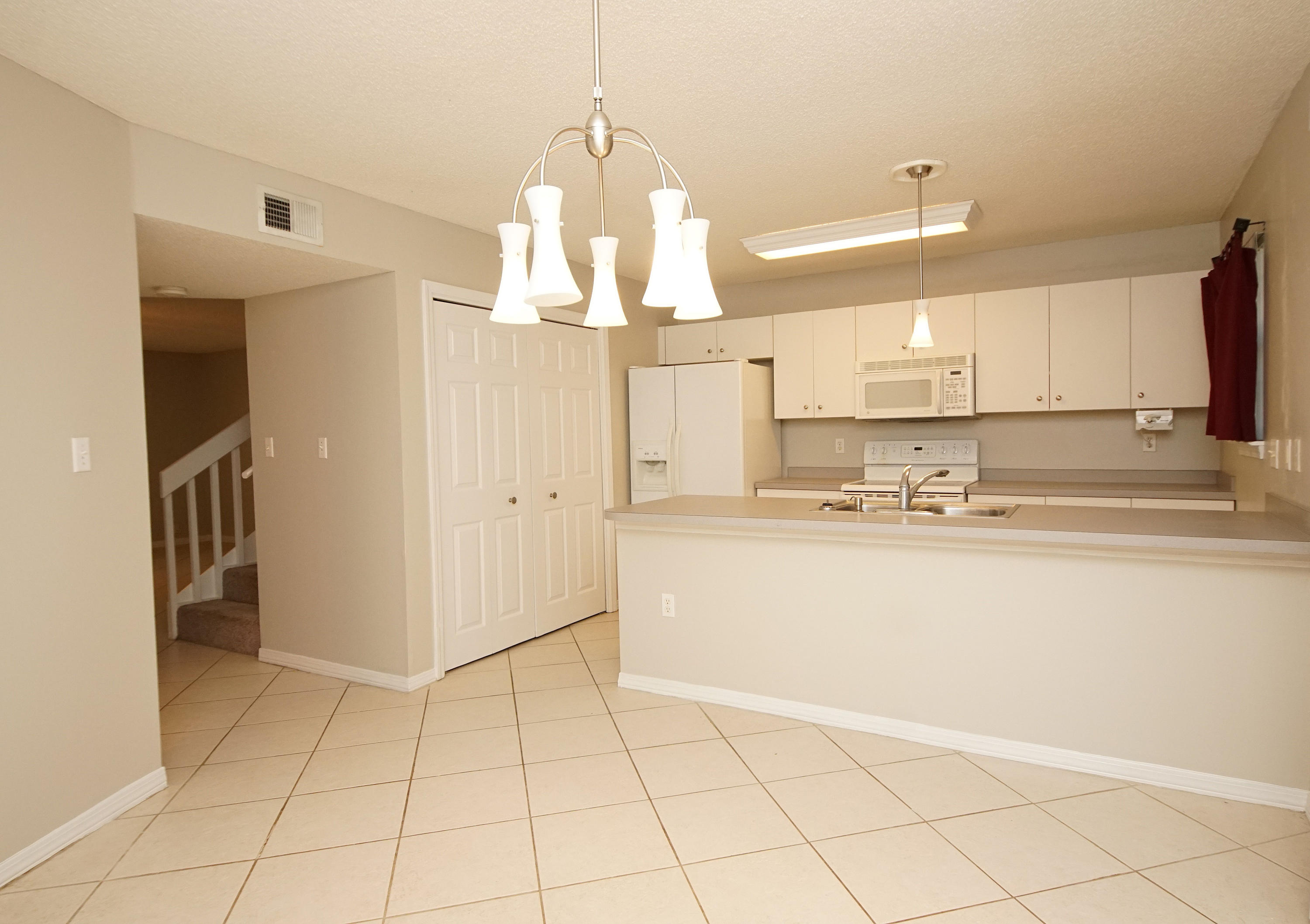 BELL-BROOK ESTATES 1ST ADDN - Residential