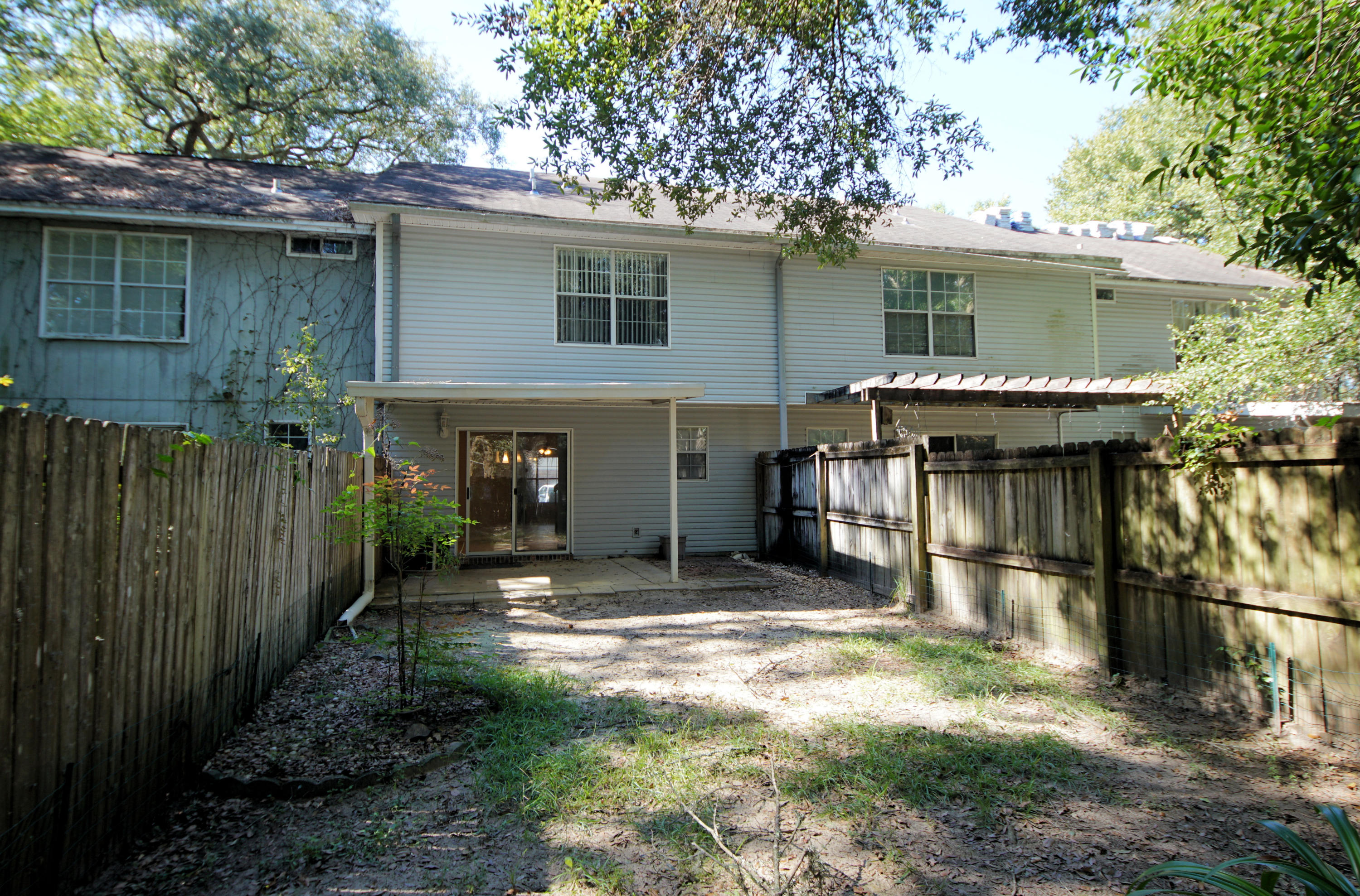 BELL-BROOK ESTATES 1ST ADDN - Residential