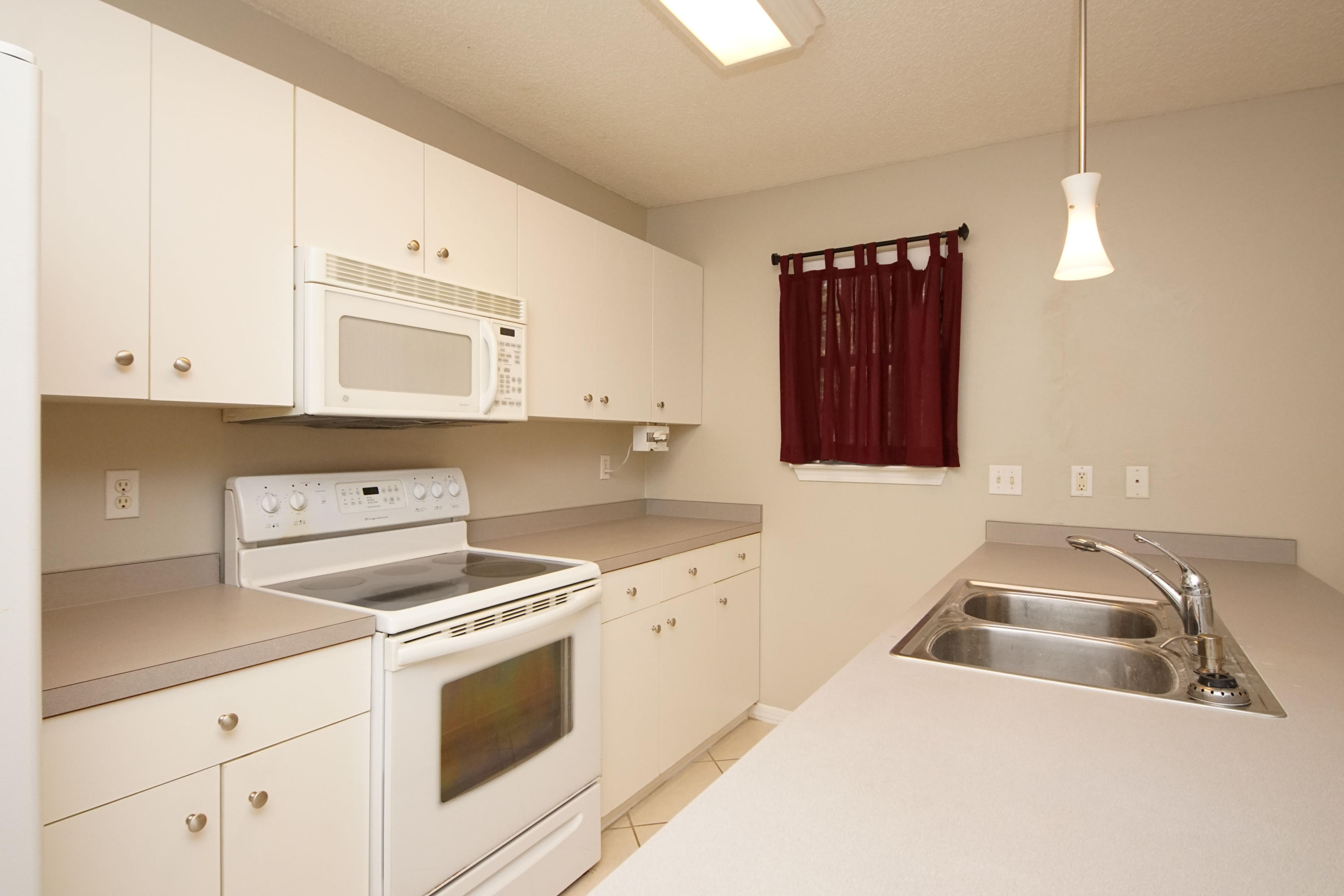 BELL-BROOK ESTATES 1ST ADDN - Residential