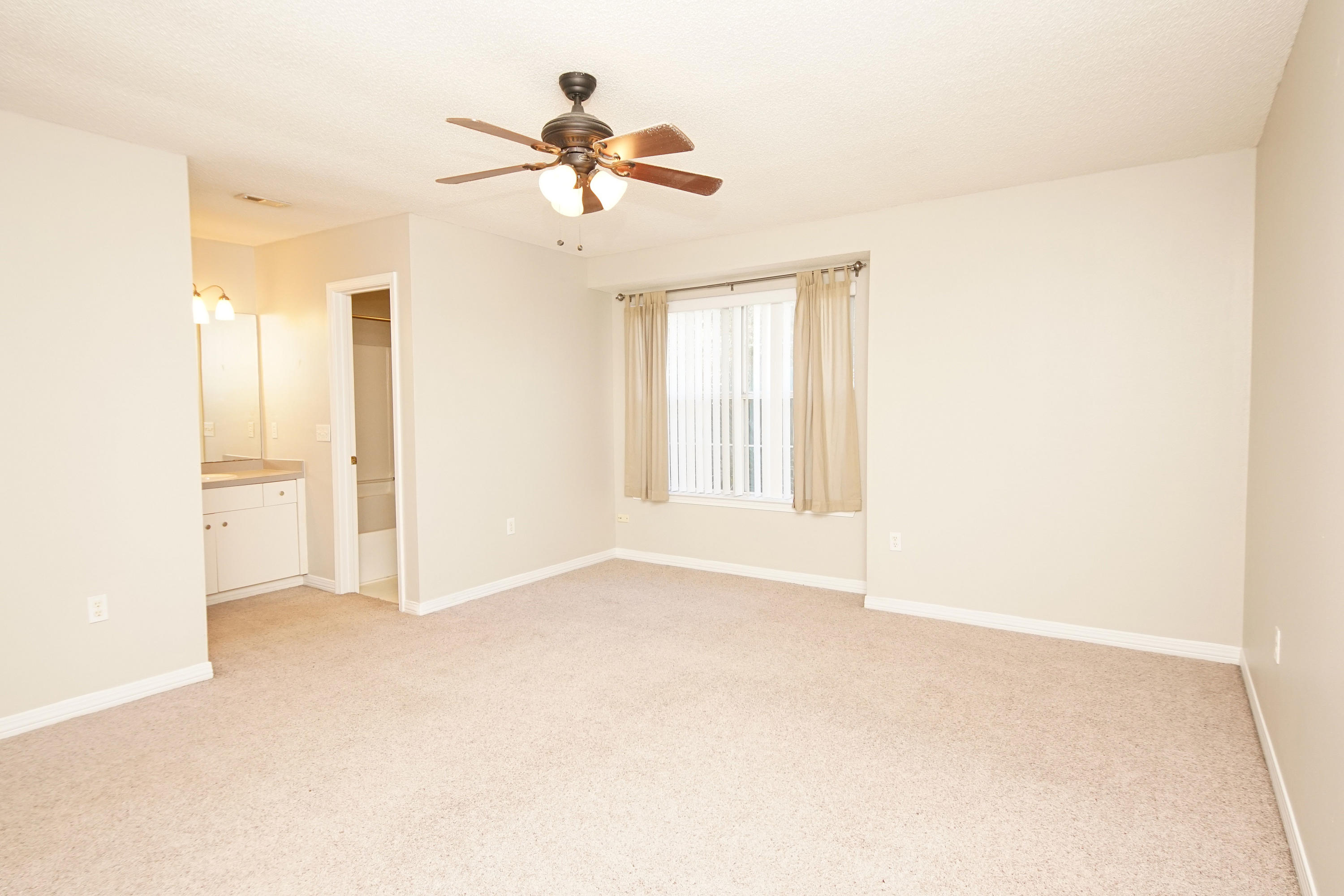 BELL-BROOK ESTATES 1ST ADDN - Residential