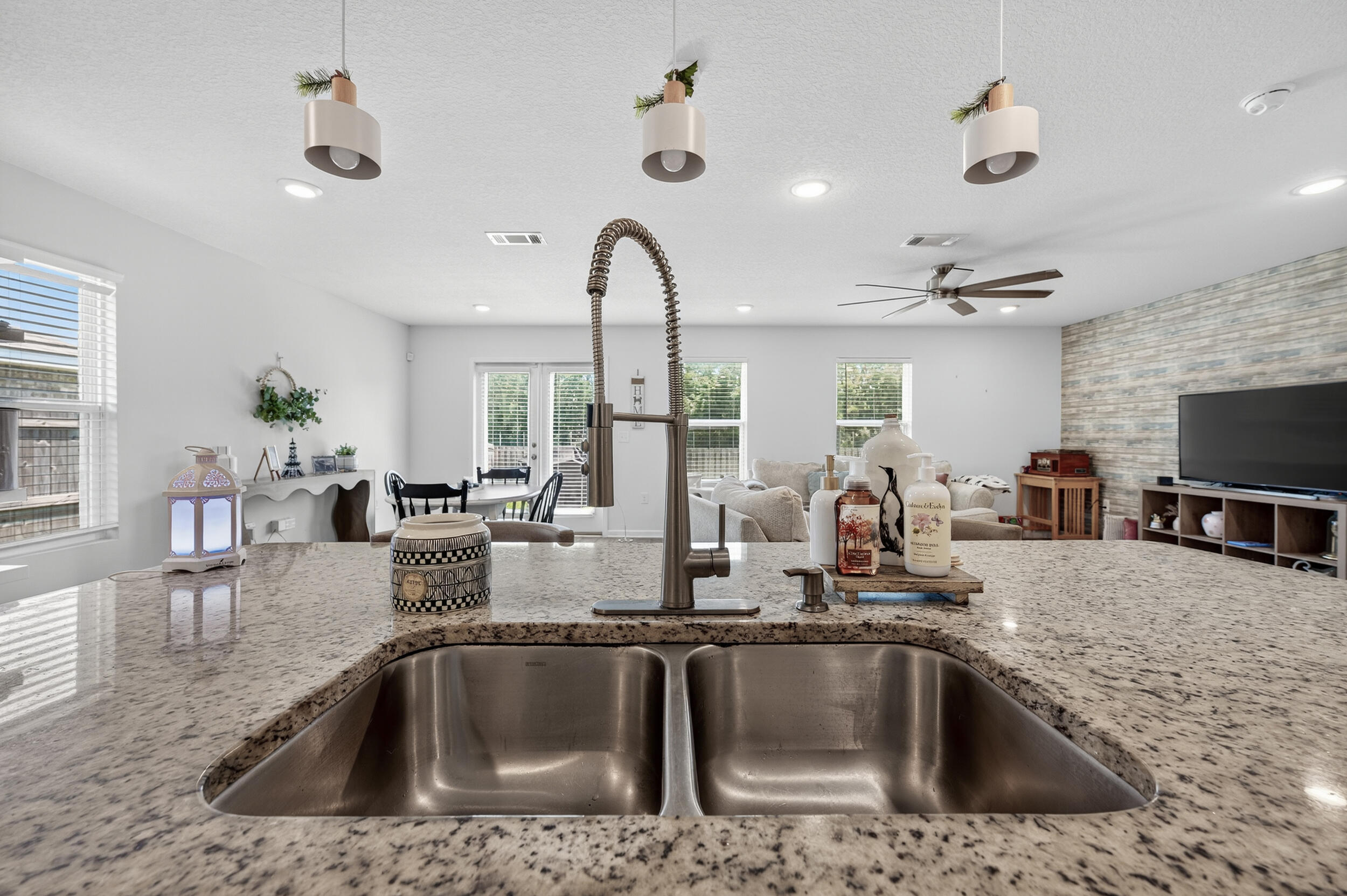 Redstone Commons - Residential