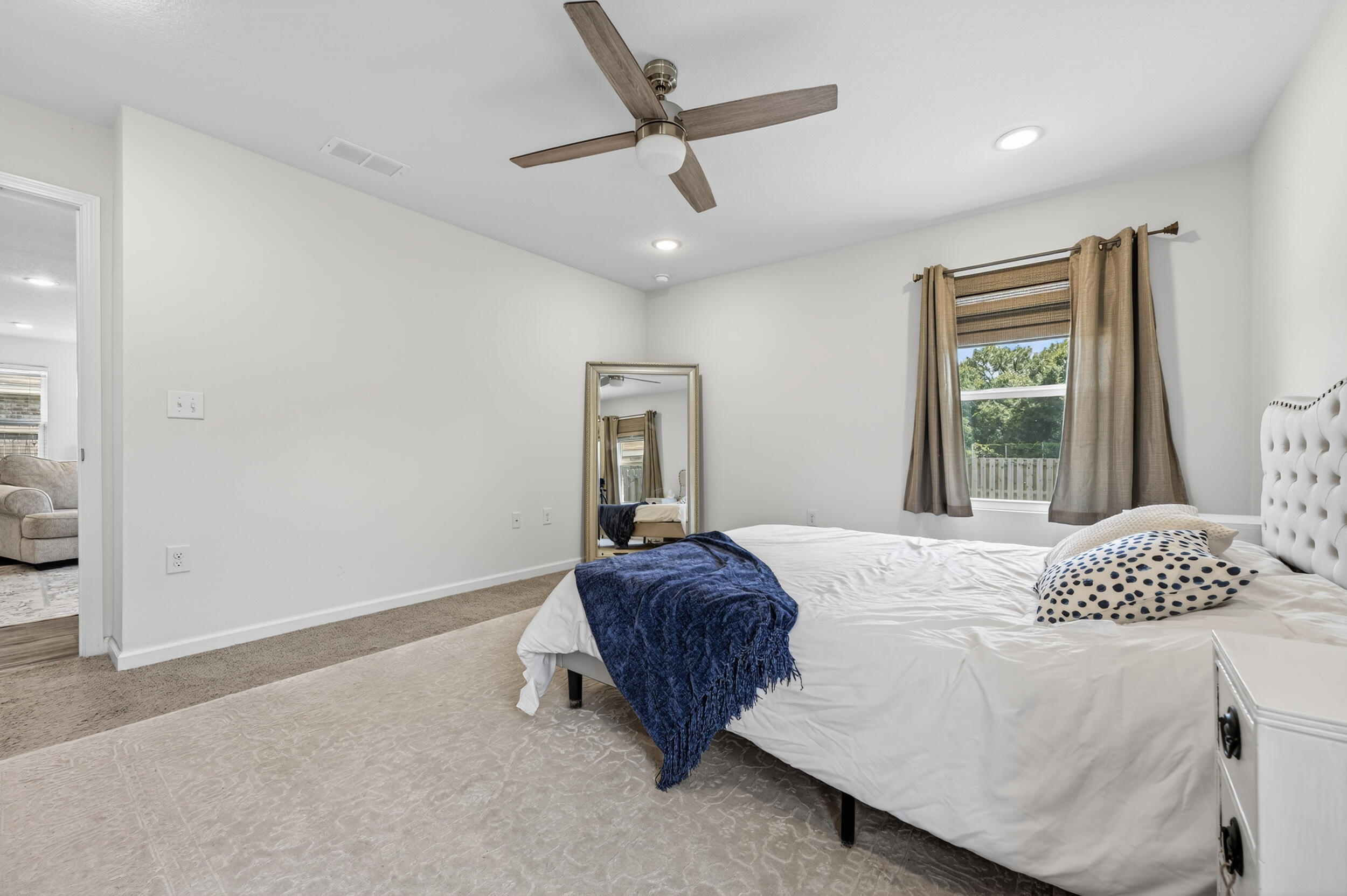 Redstone Commons - Residential