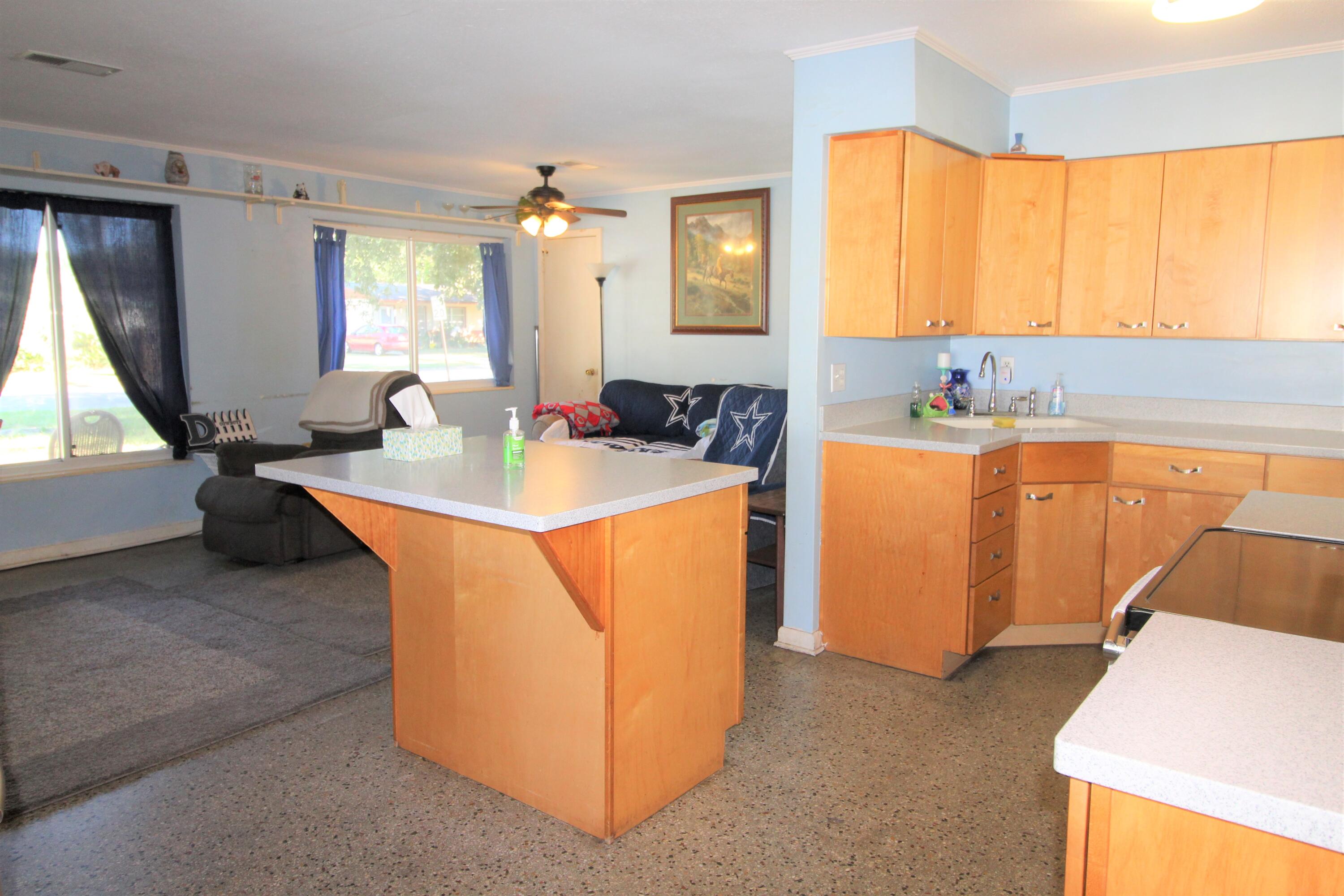 BRYN MAWR PARK 1ST ADDN LOT 11 BLK 7 - Residential