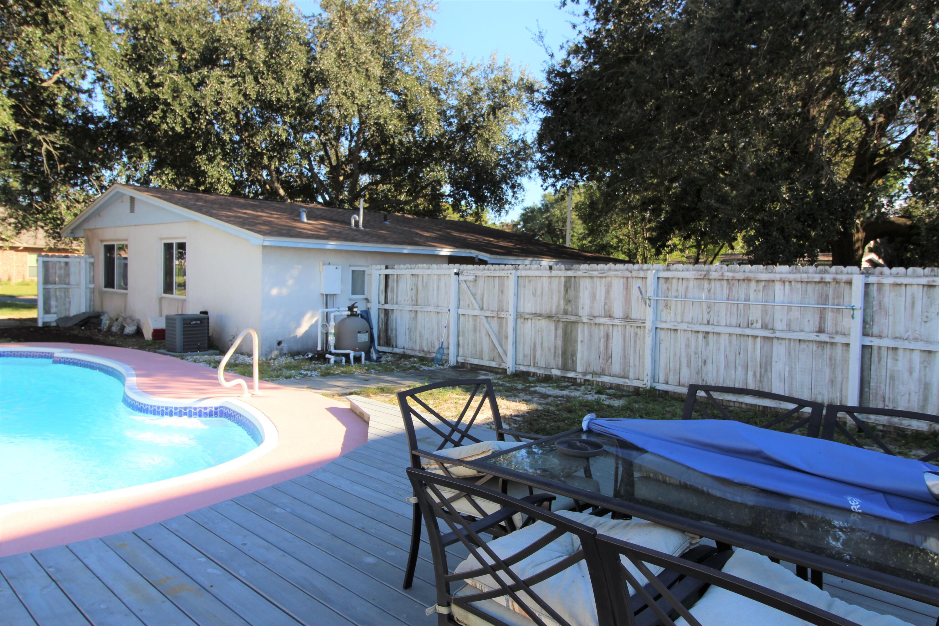 BRYN MAWR PARK 1ST ADDN LOT 11 BLK 7 - Residential