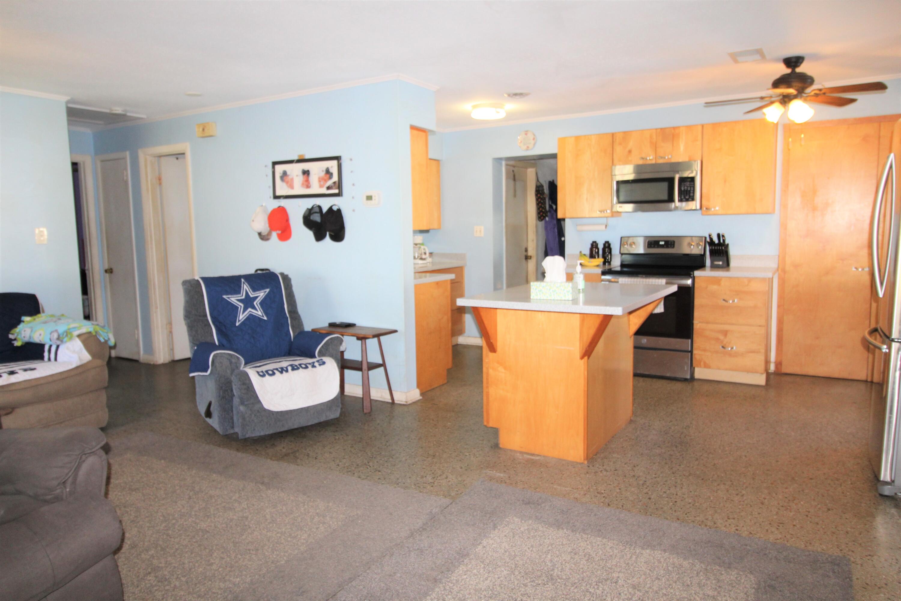 BRYN MAWR PARK 1ST ADDN LOT 11 BLK 7 - Residential