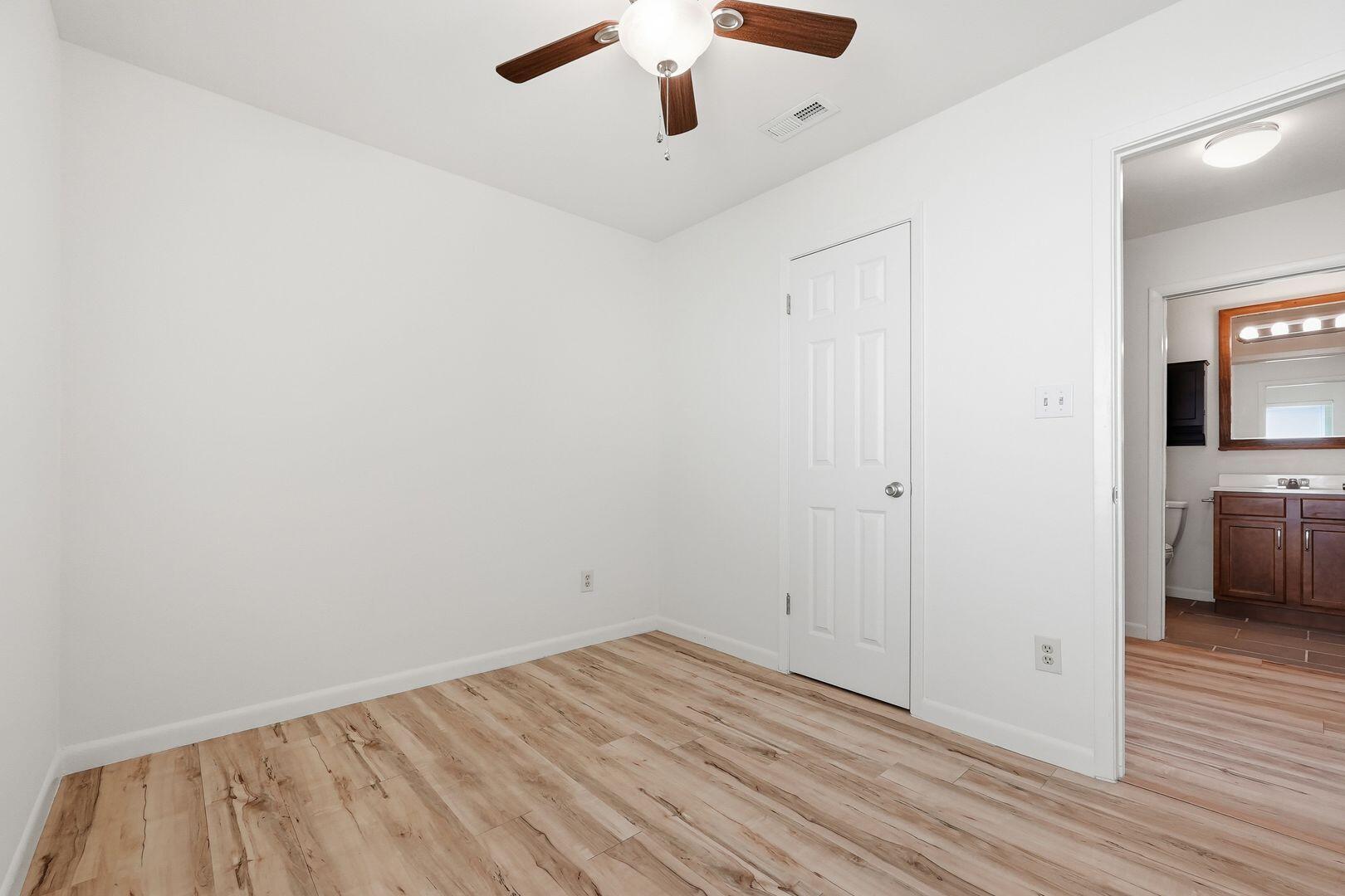 KELLY HILL ESTATES - Residential Lease