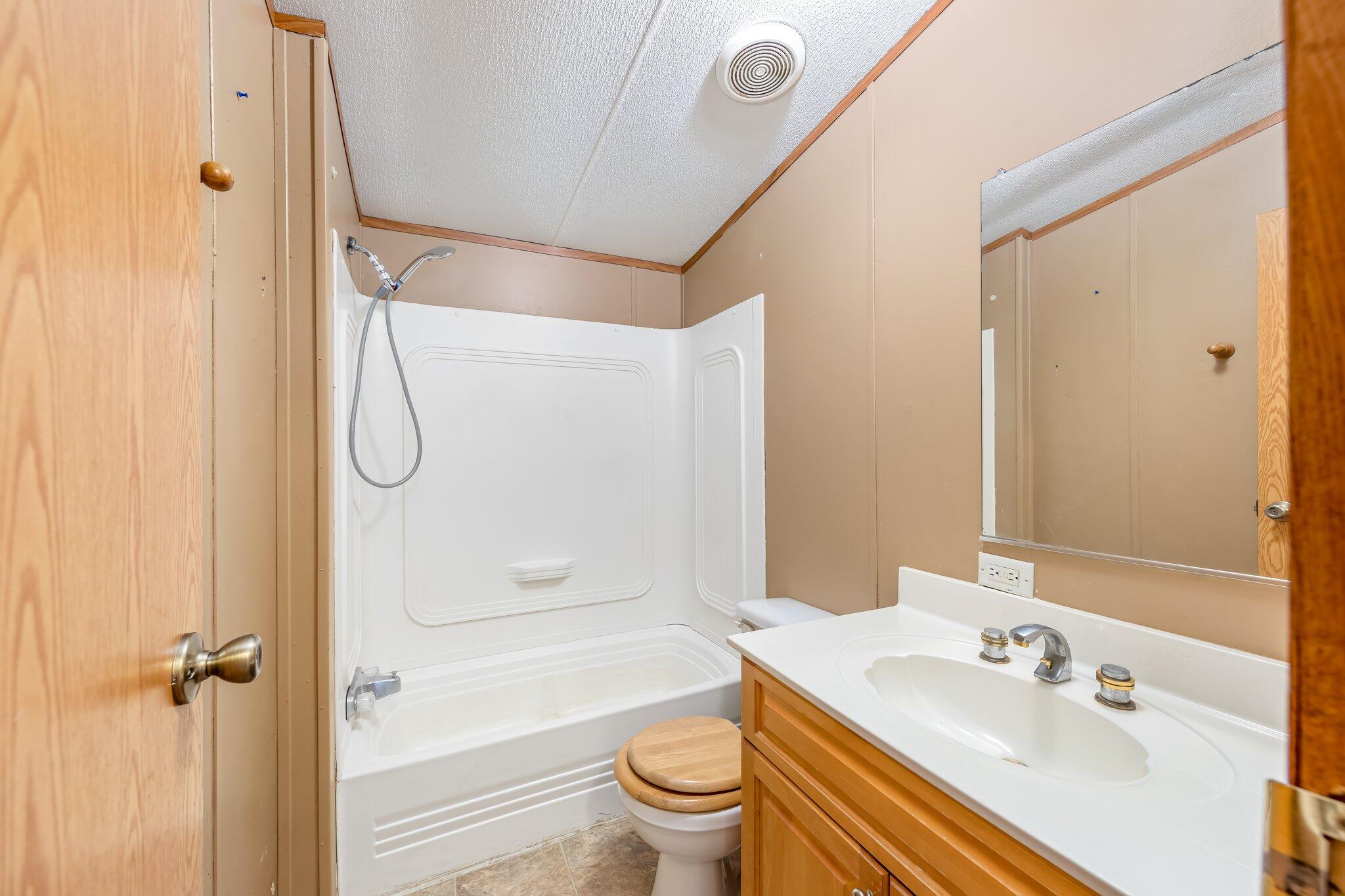 METES & BOUNDS - Residential