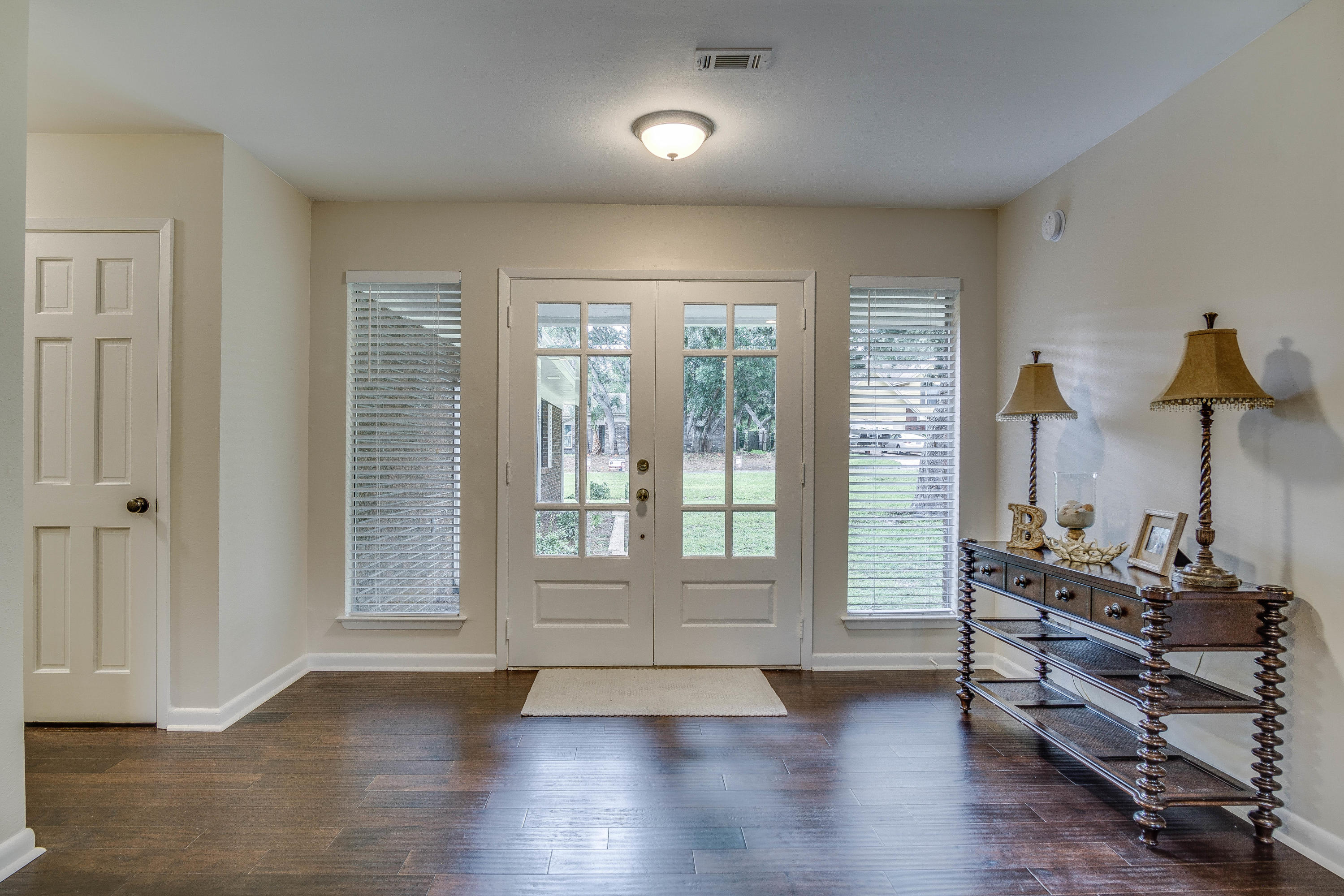 LAKE LORRAINE ESTATES - Residential