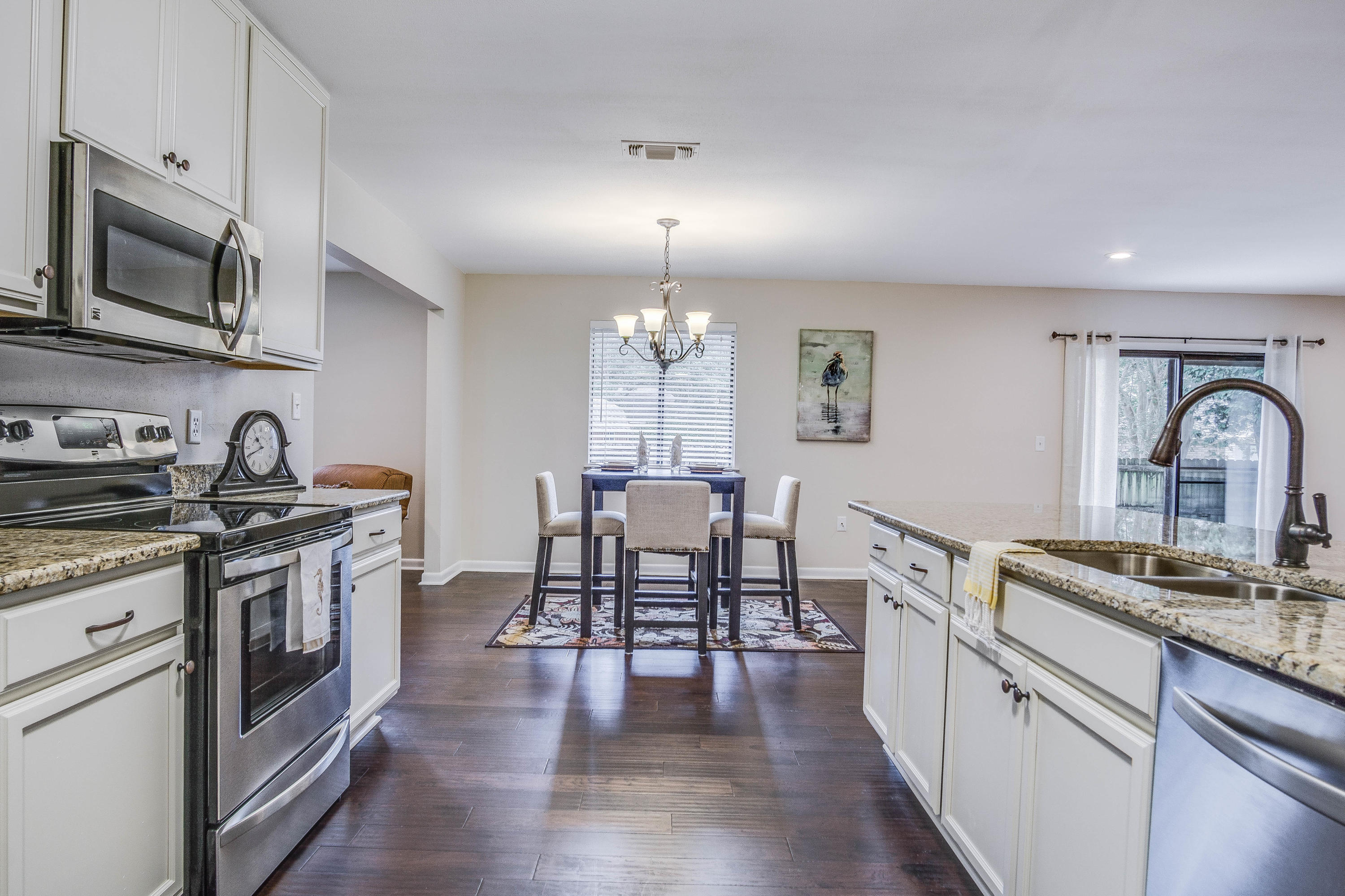 LAKE LORRAINE ESTATES - Residential