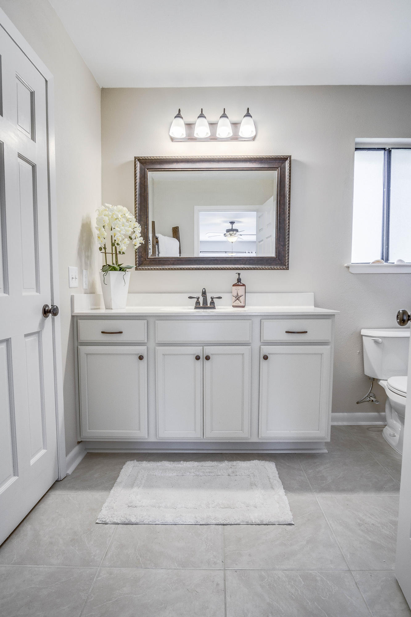 LAKE LORRAINE ESTATES - Residential