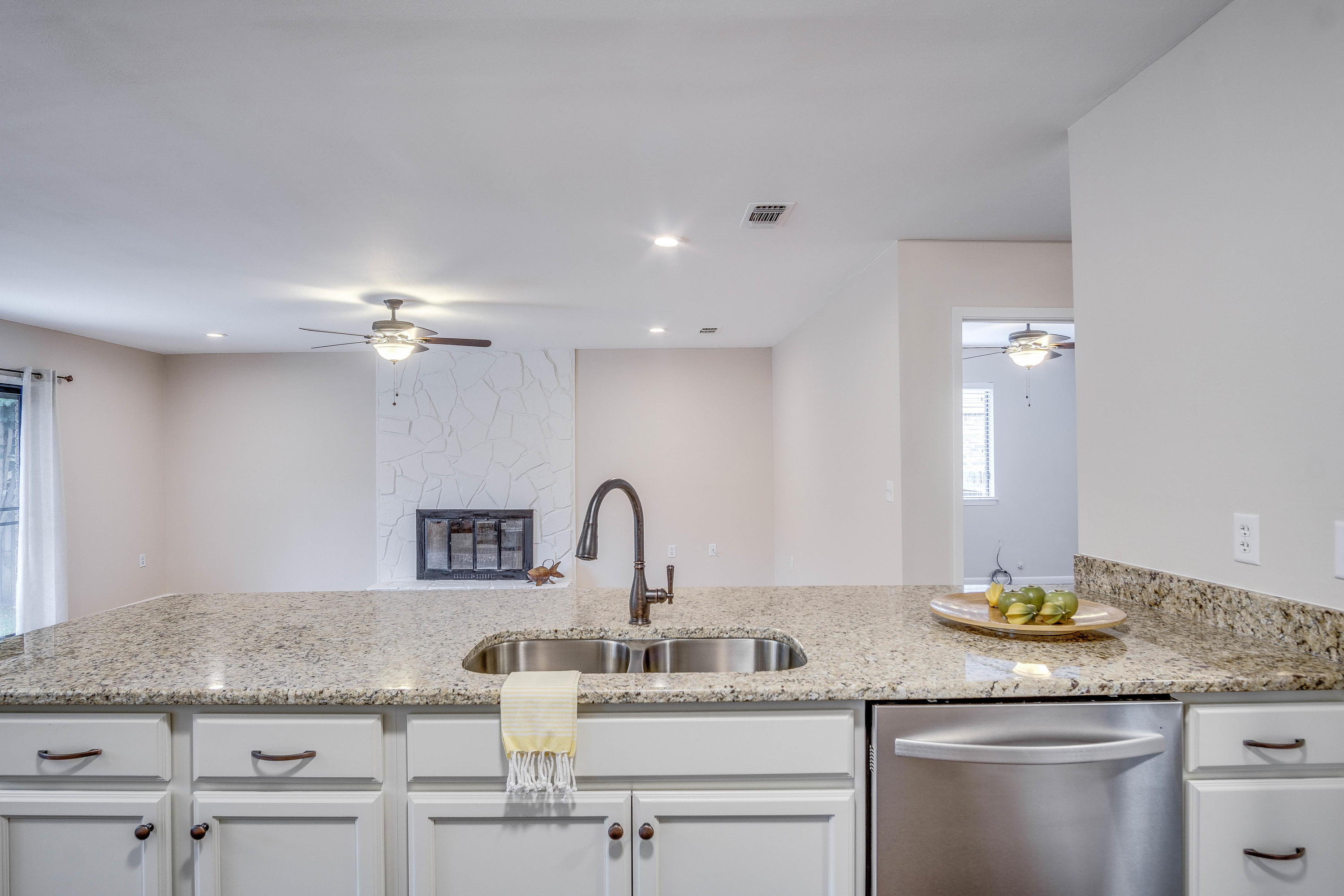 LAKE LORRAINE ESTATES - Residential