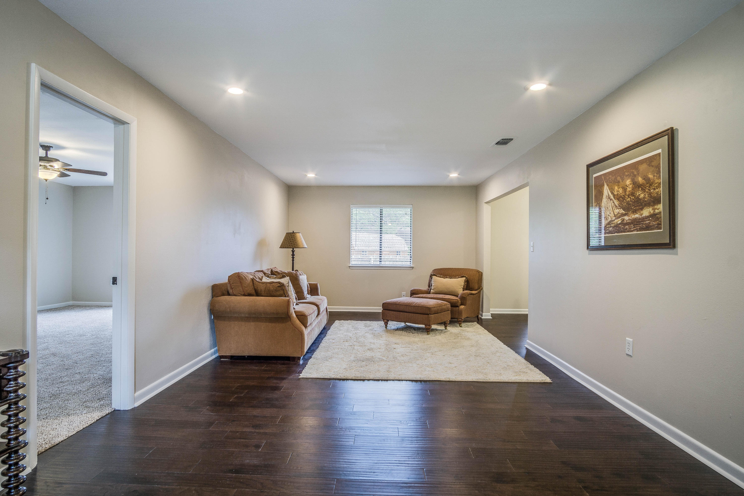 LAKE LORRAINE ESTATES - Residential