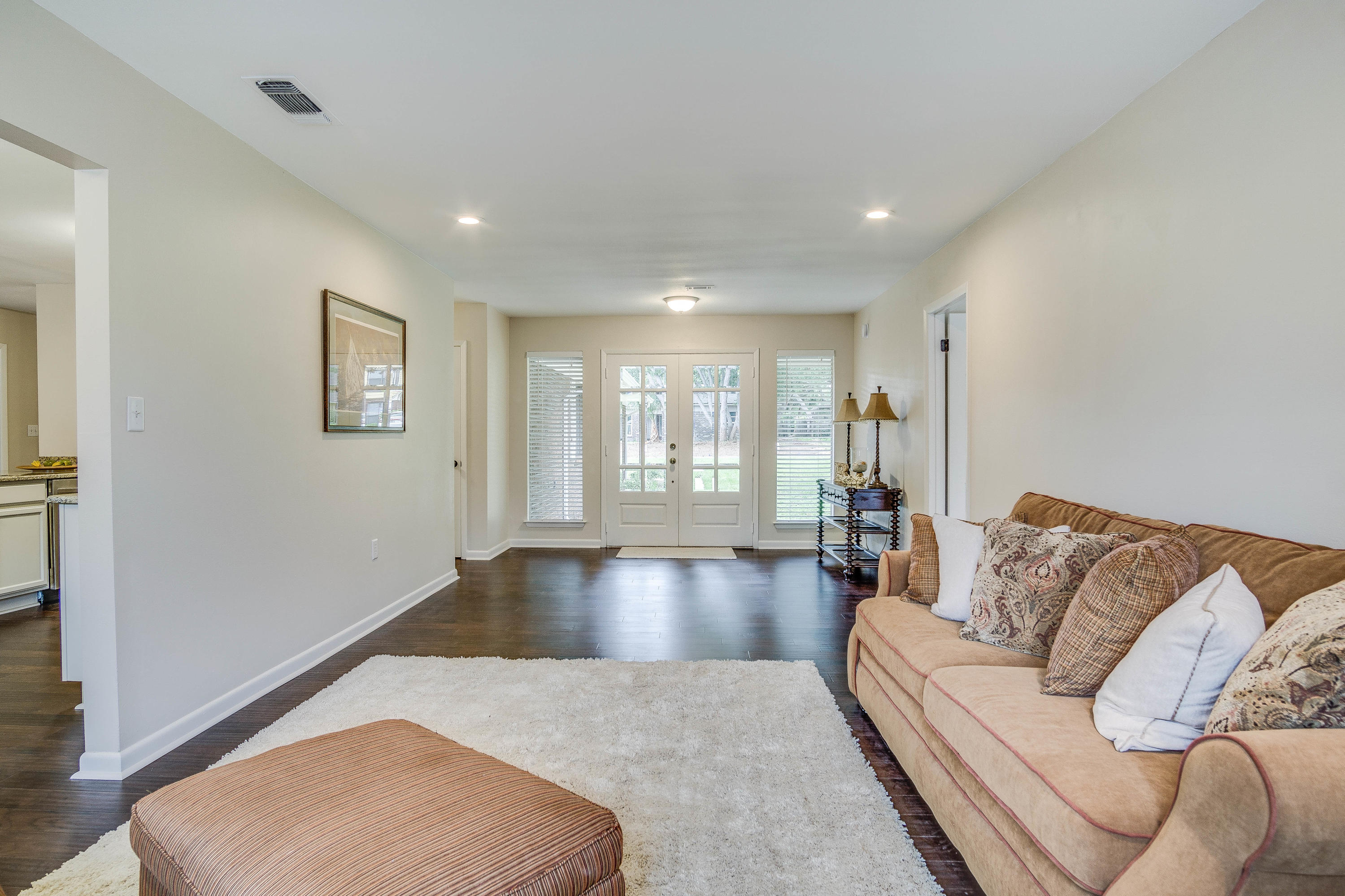 LAKE LORRAINE ESTATES - Residential