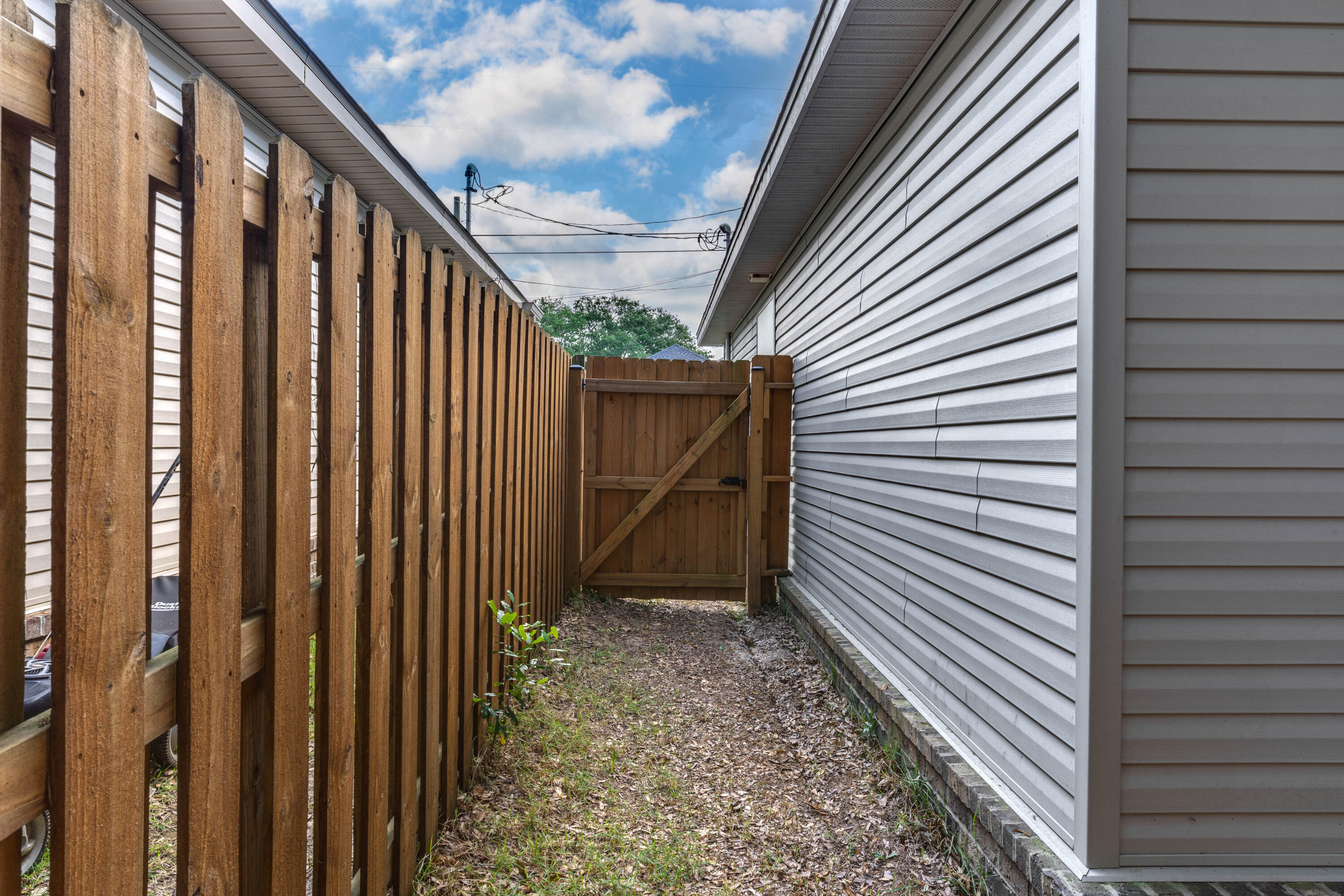 NICEVILLE - Residential