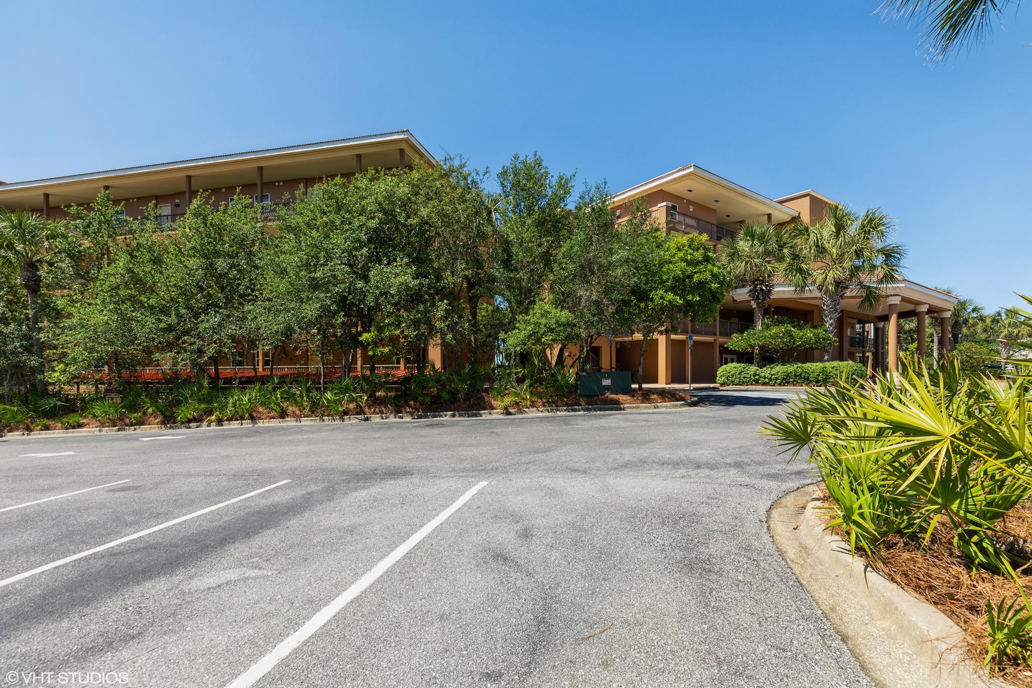 MEDITERRANEA - Residential