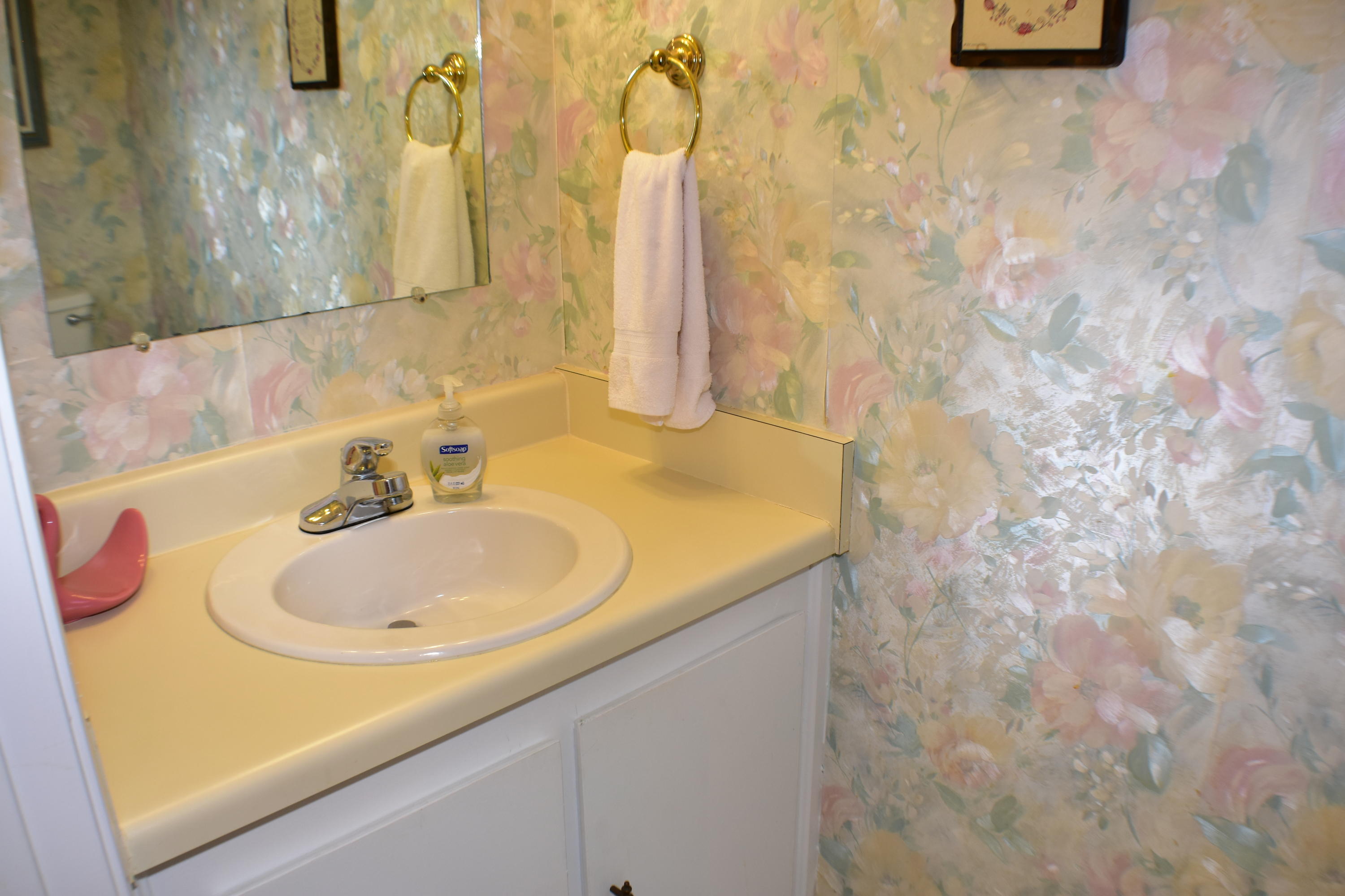 PORTSIDE CONDO - Residential