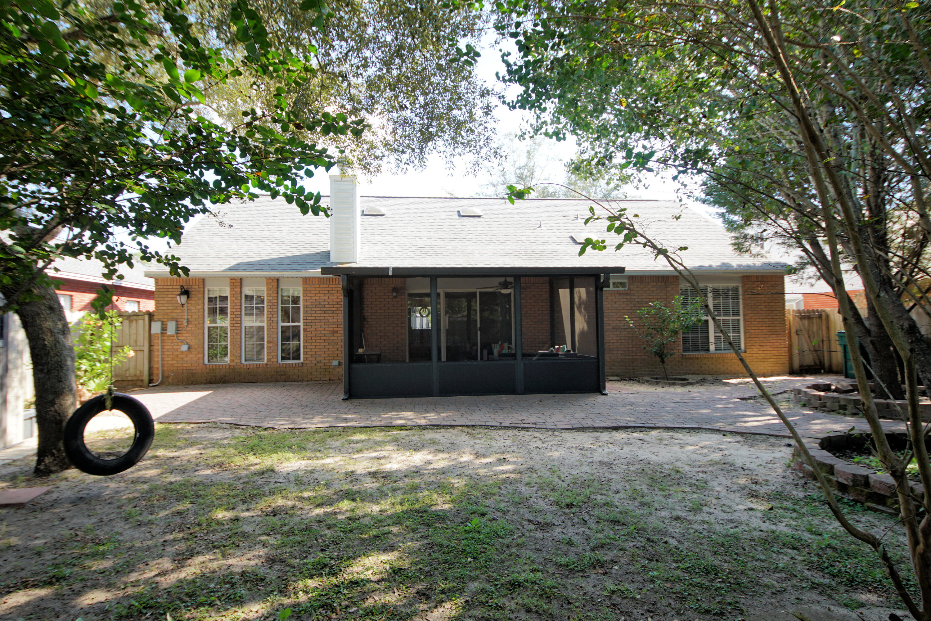 PARKWOOD SQUARE PH 2 - Residential