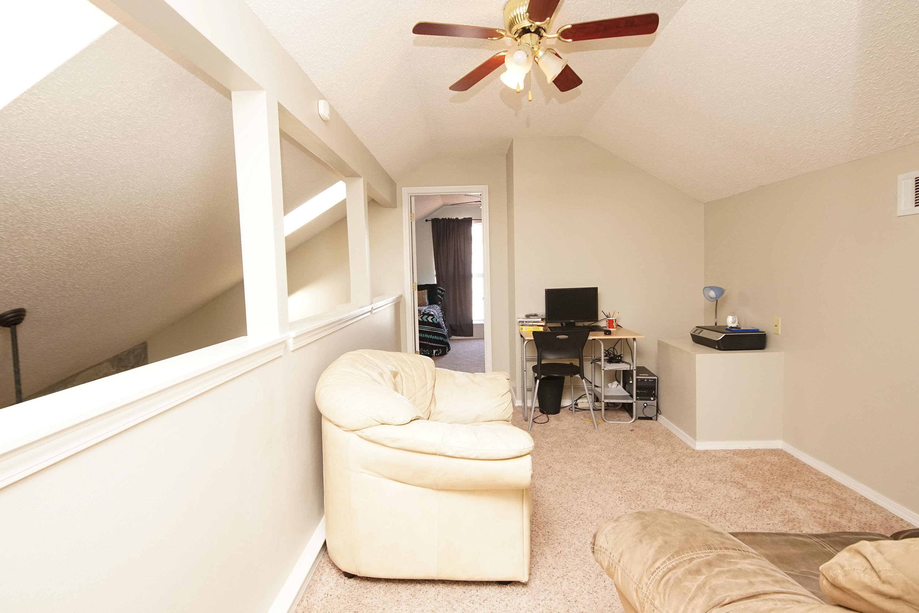 PARKWOOD SQUARE PH 2 - Residential