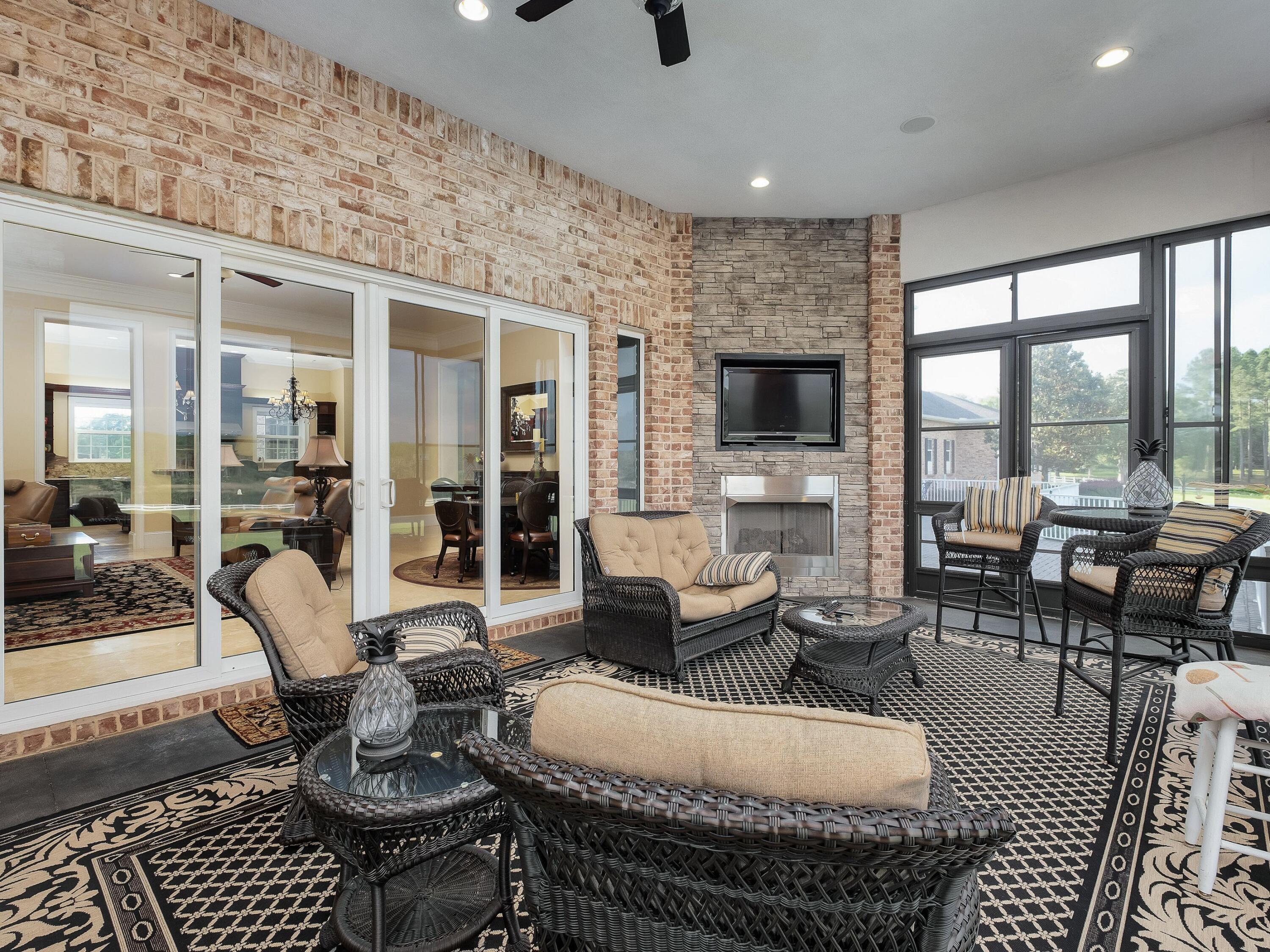 Bonterra Estate - Residential