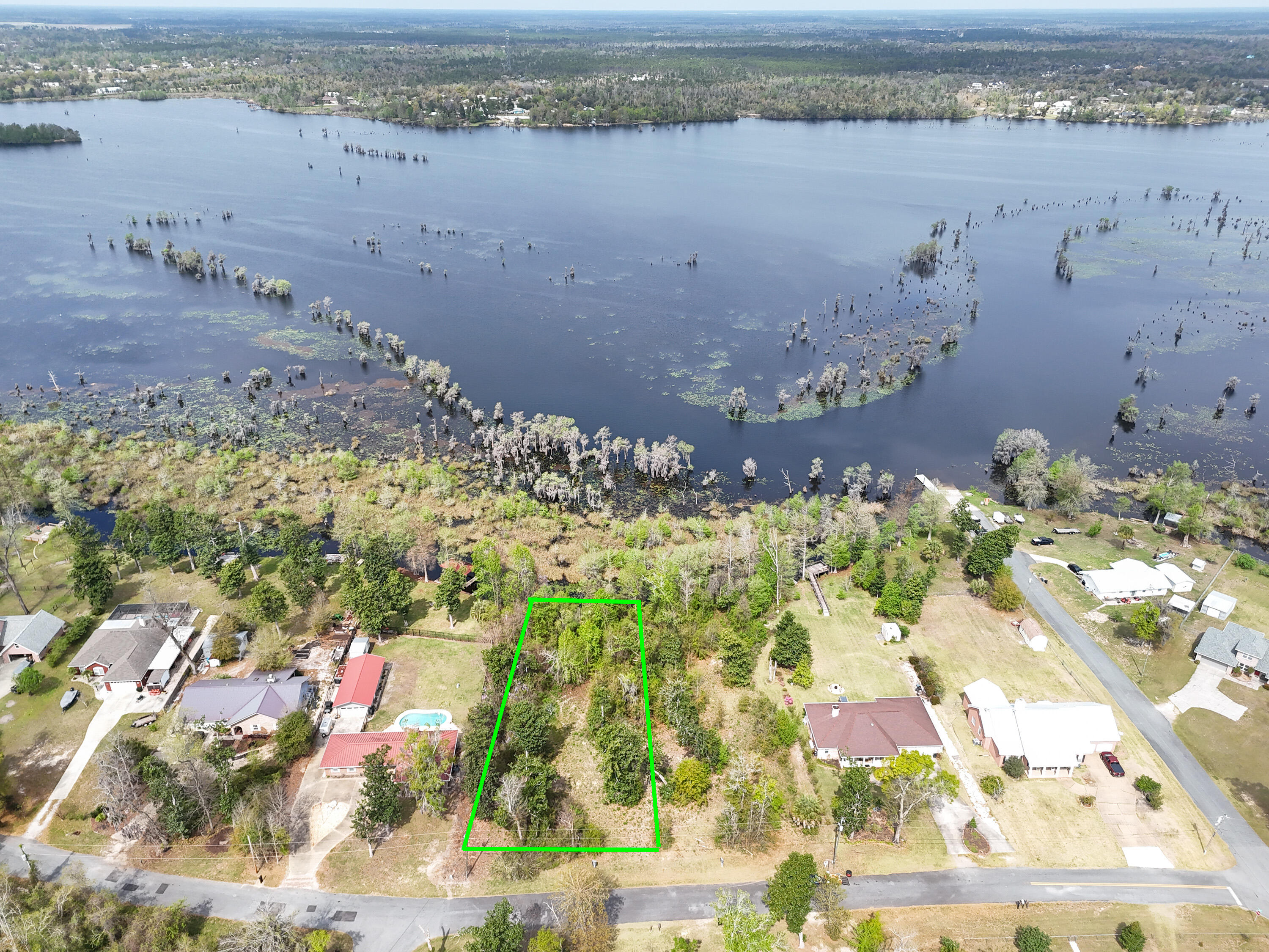 LAKE FOREST ESTATES - Land