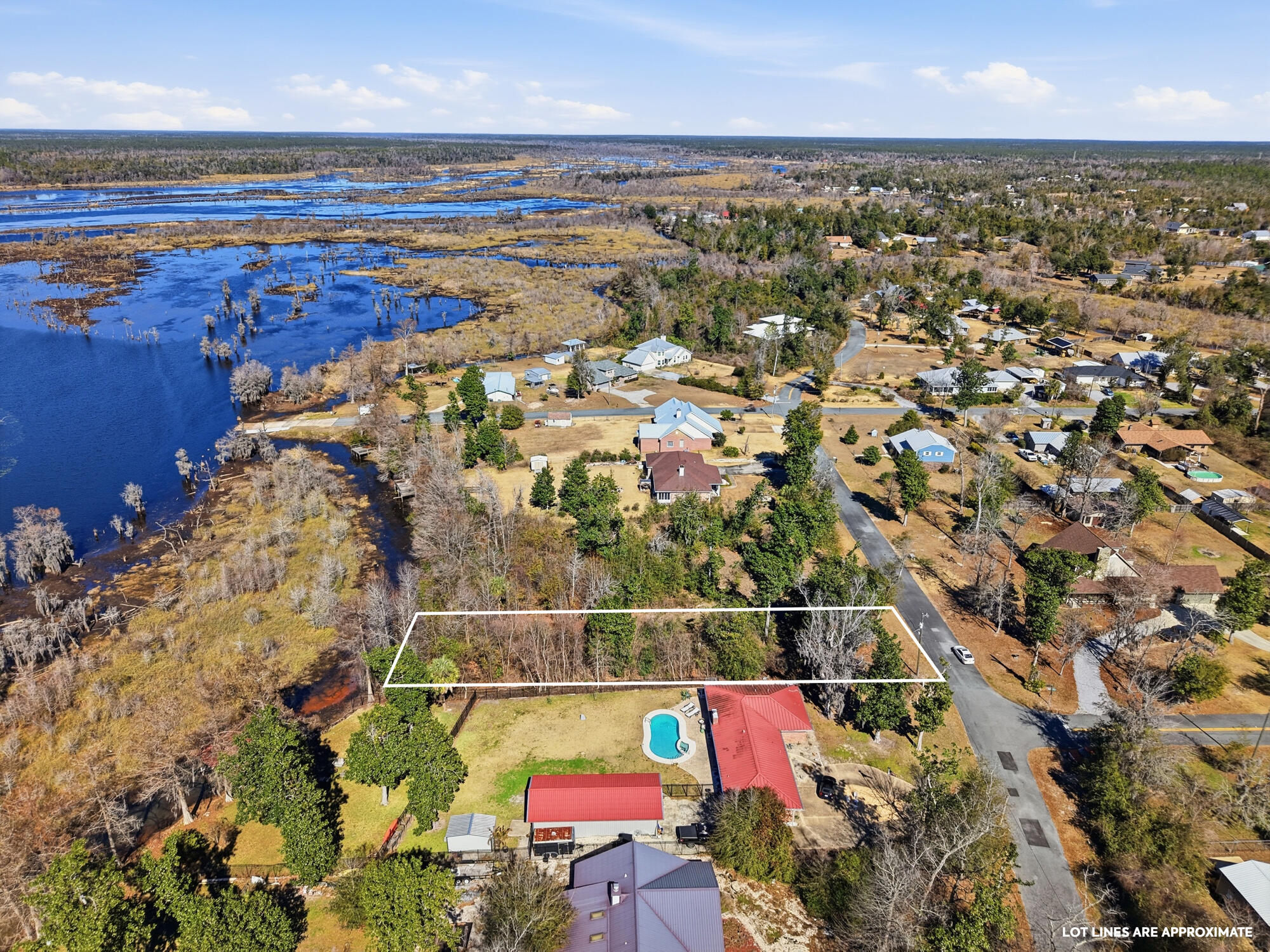 LAKE FOREST ESTATES - Land