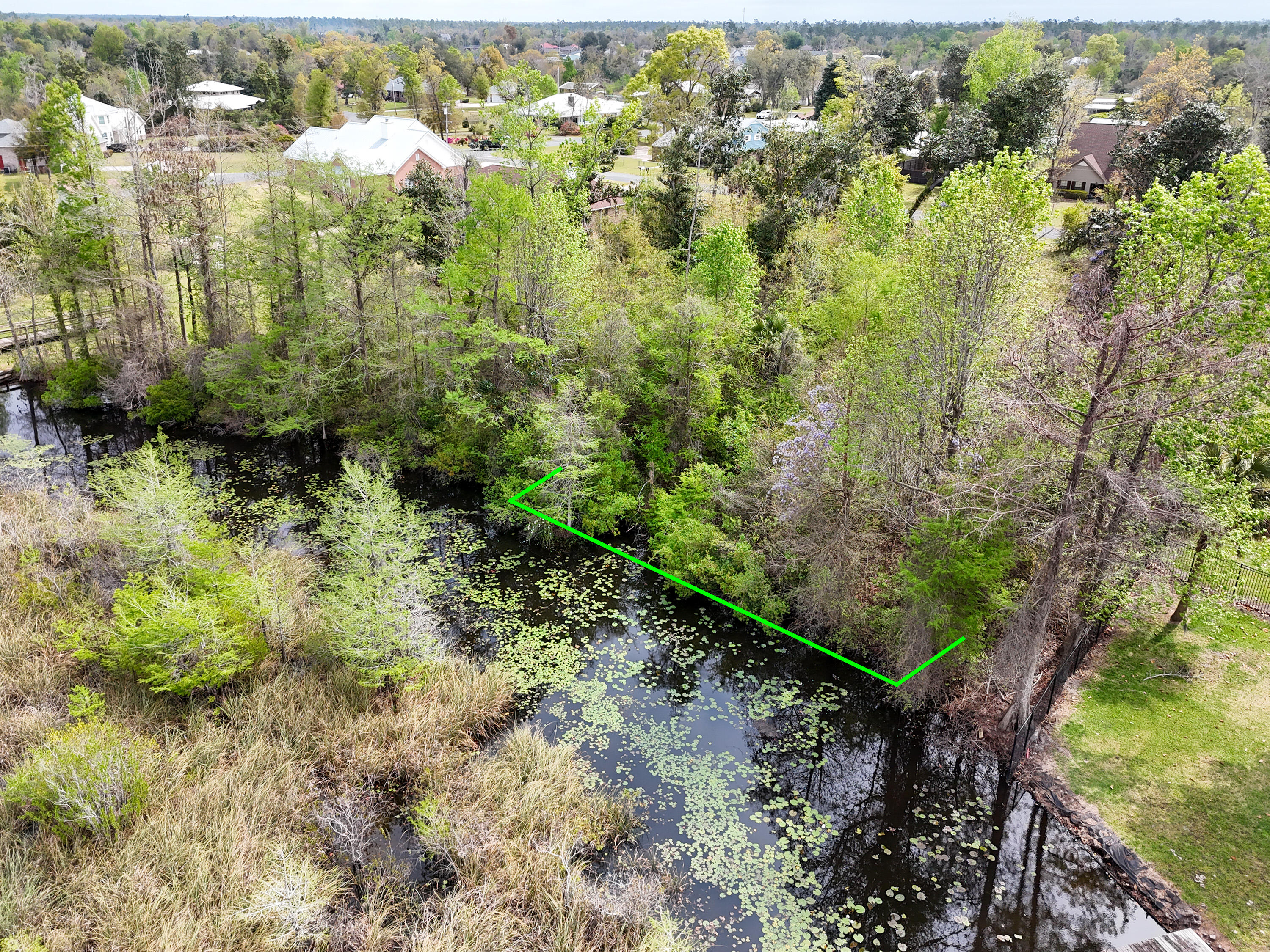 LAKE FOREST ESTATES - Land