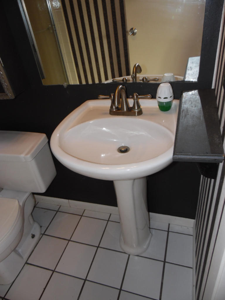 DOLPHIN ESTATES - Residential