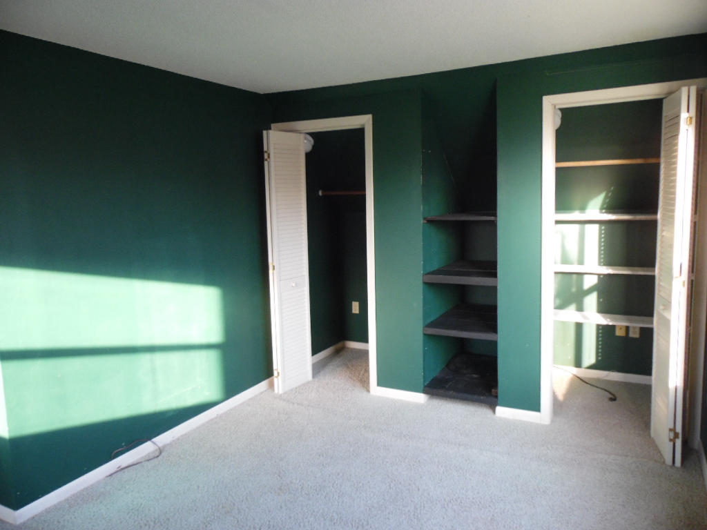 DOLPHIN ESTATES - Residential