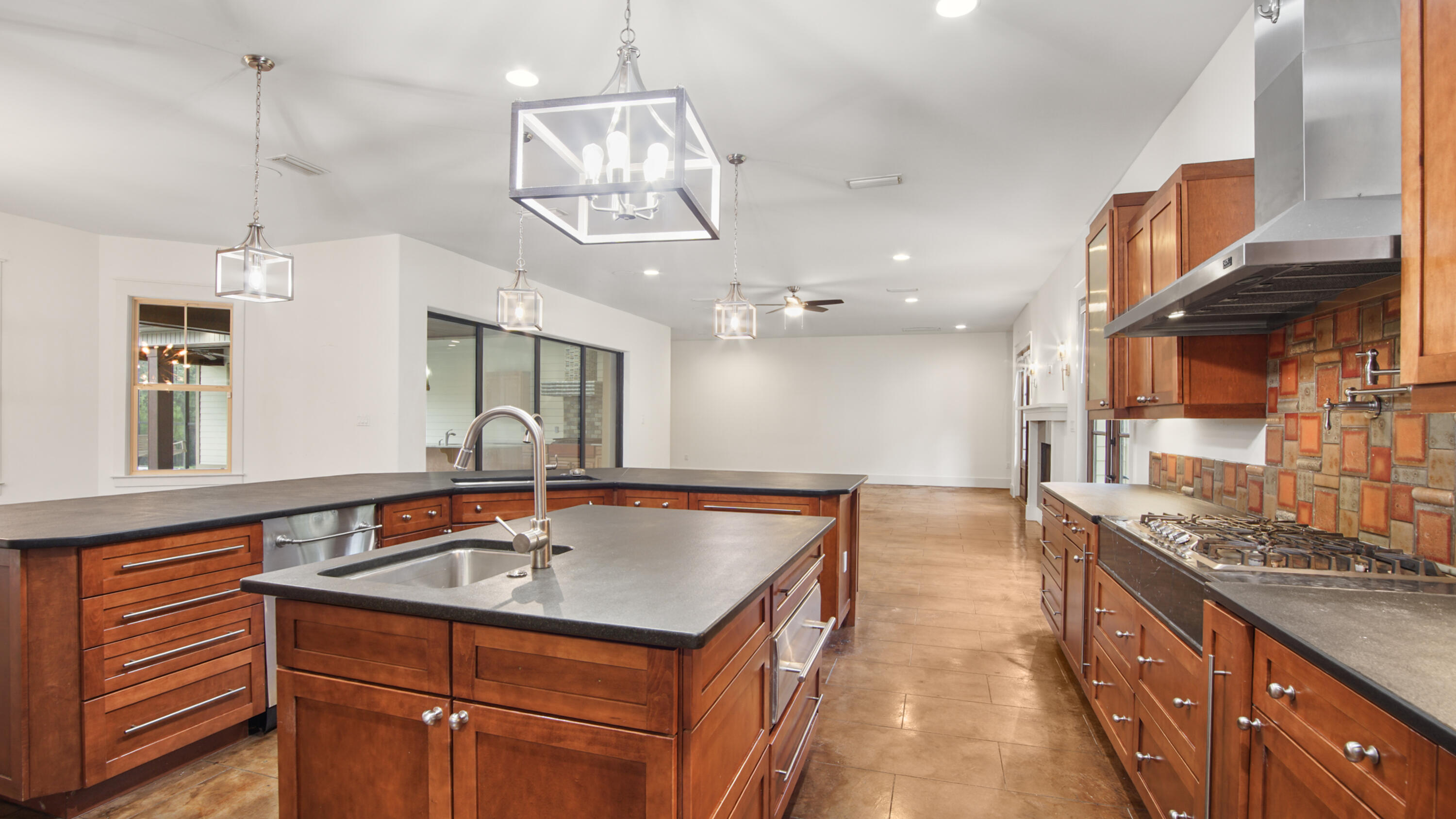 EDEN ESTATES - Residential