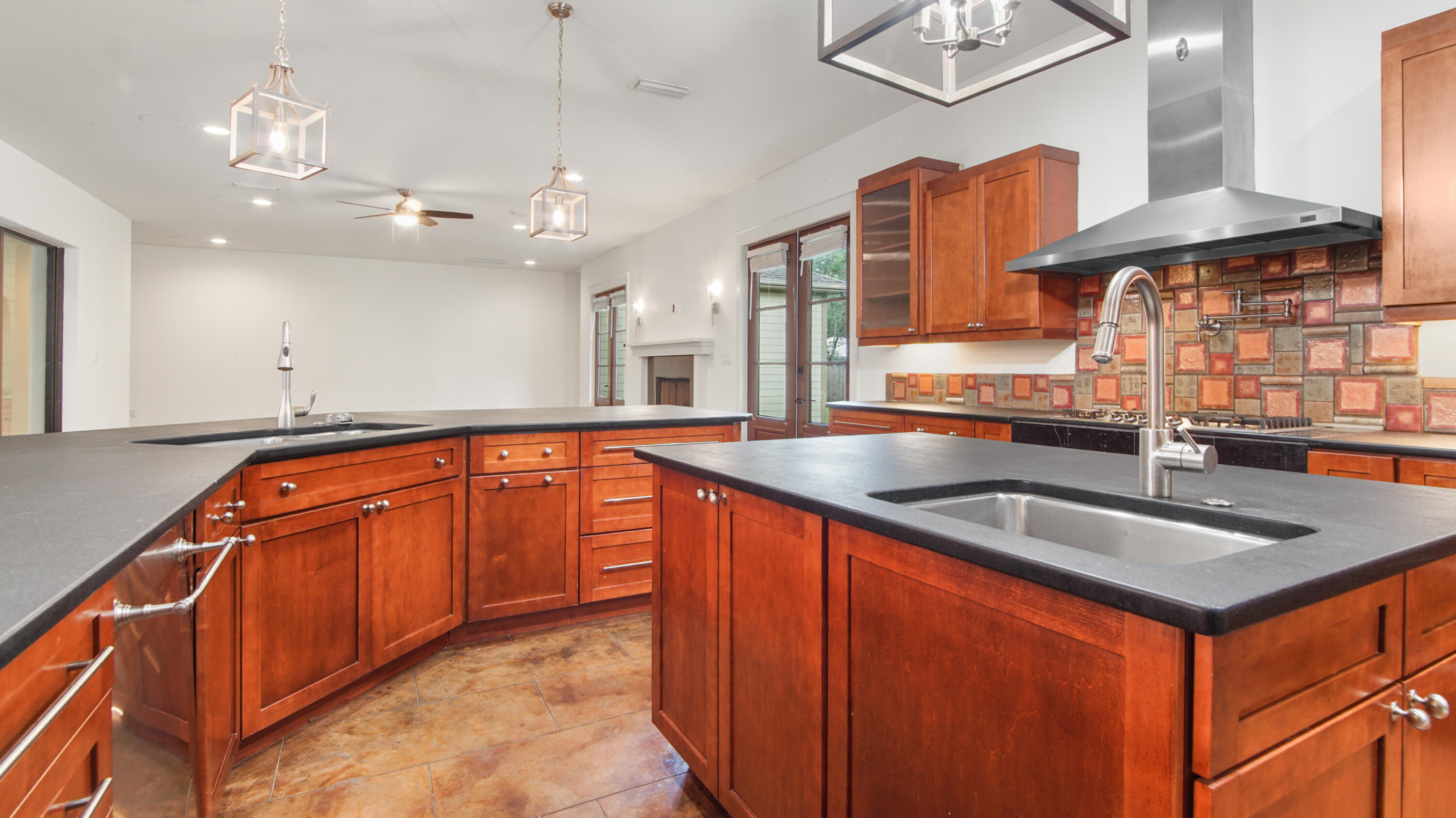 EDEN ESTATES - Residential