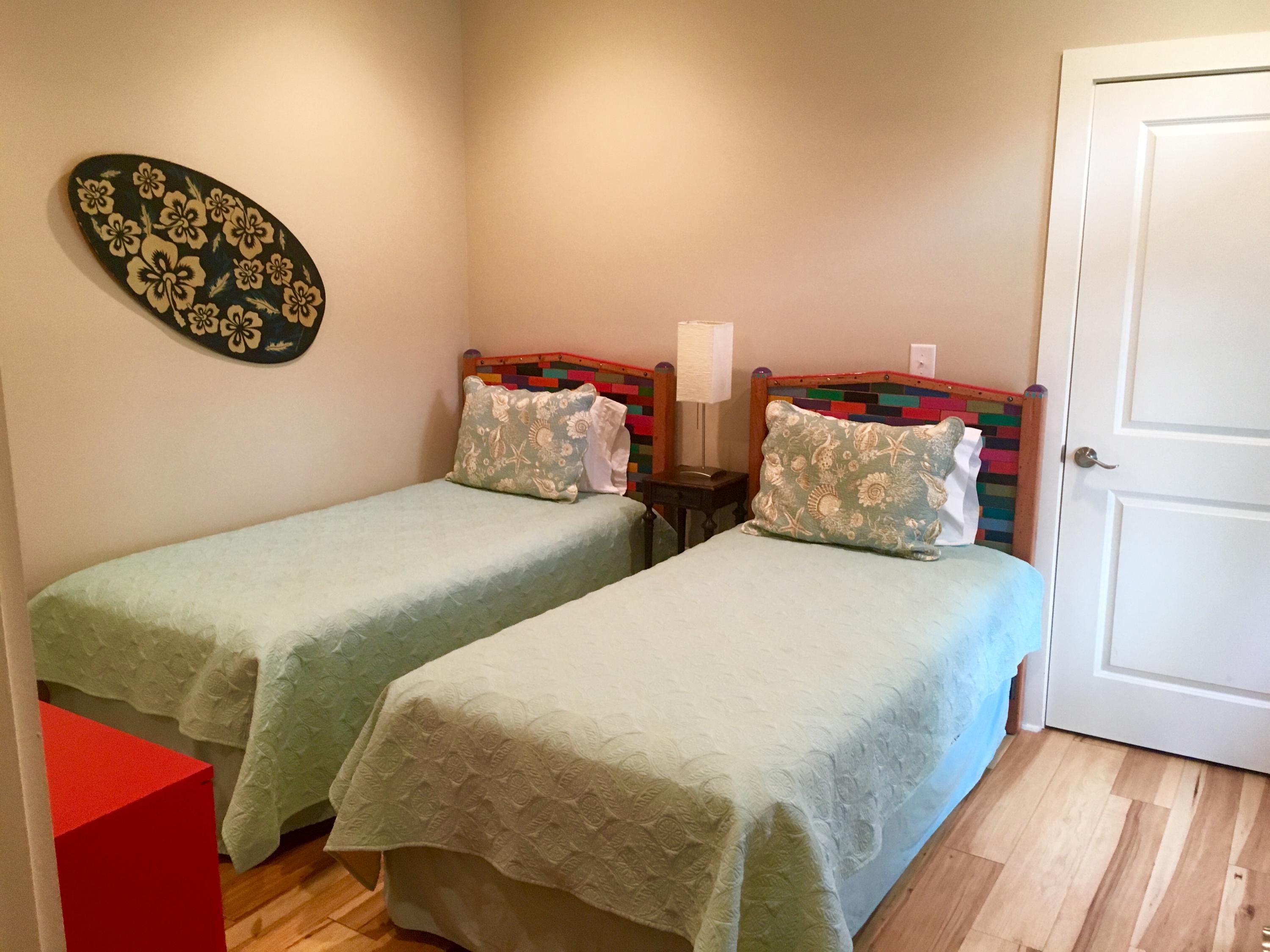 FOREST LAKES - Residential